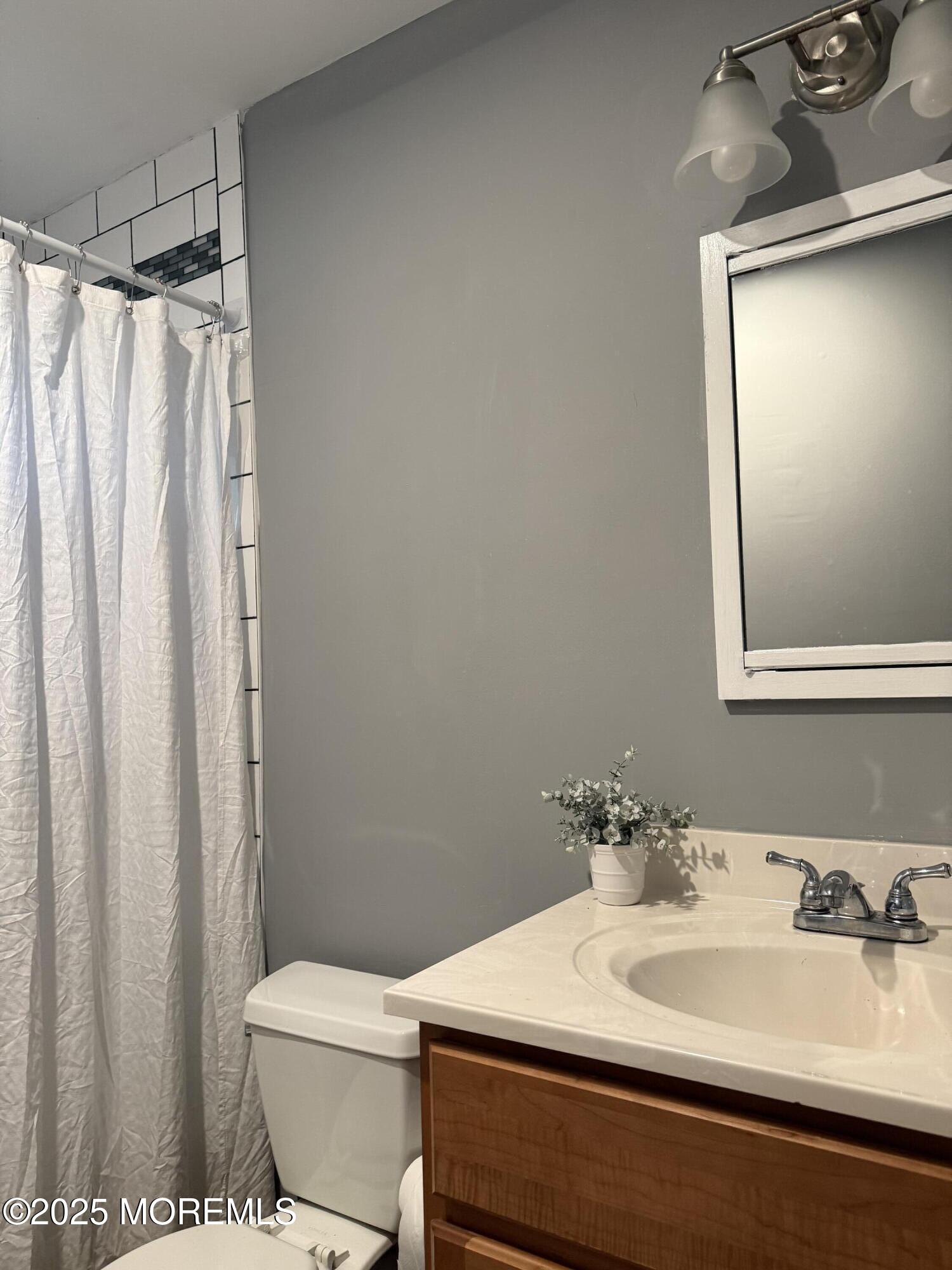 35 Atlantis Avenue #B