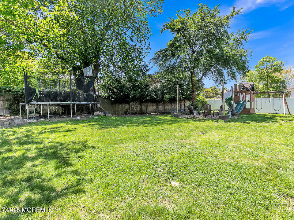 1151 Treasure Avenue