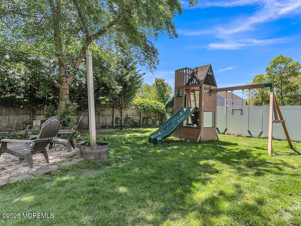 1151 Treasure Avenue