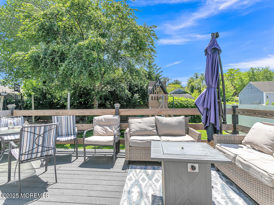 1151 Treasure Avenue