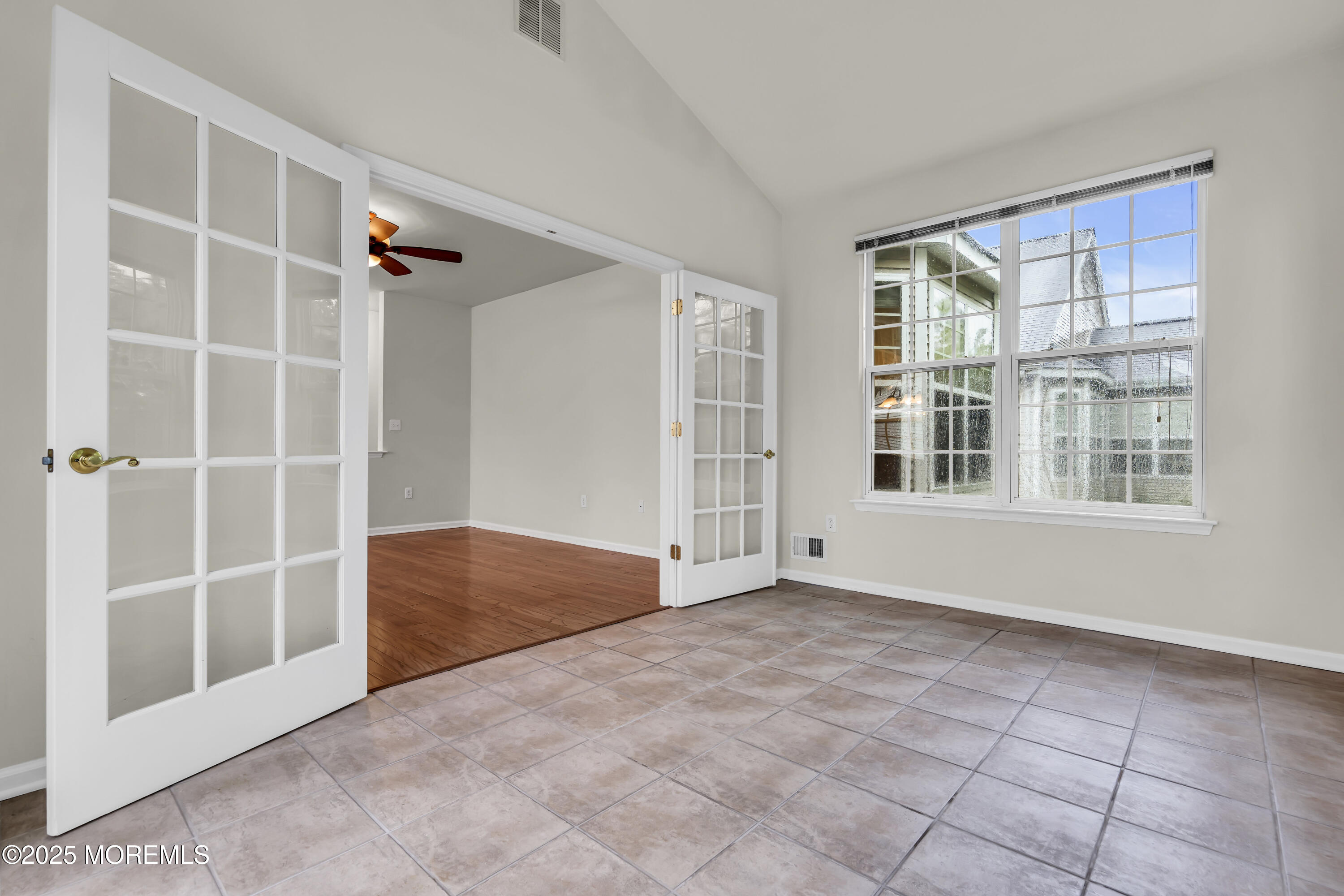 128 Lakeland Drive
