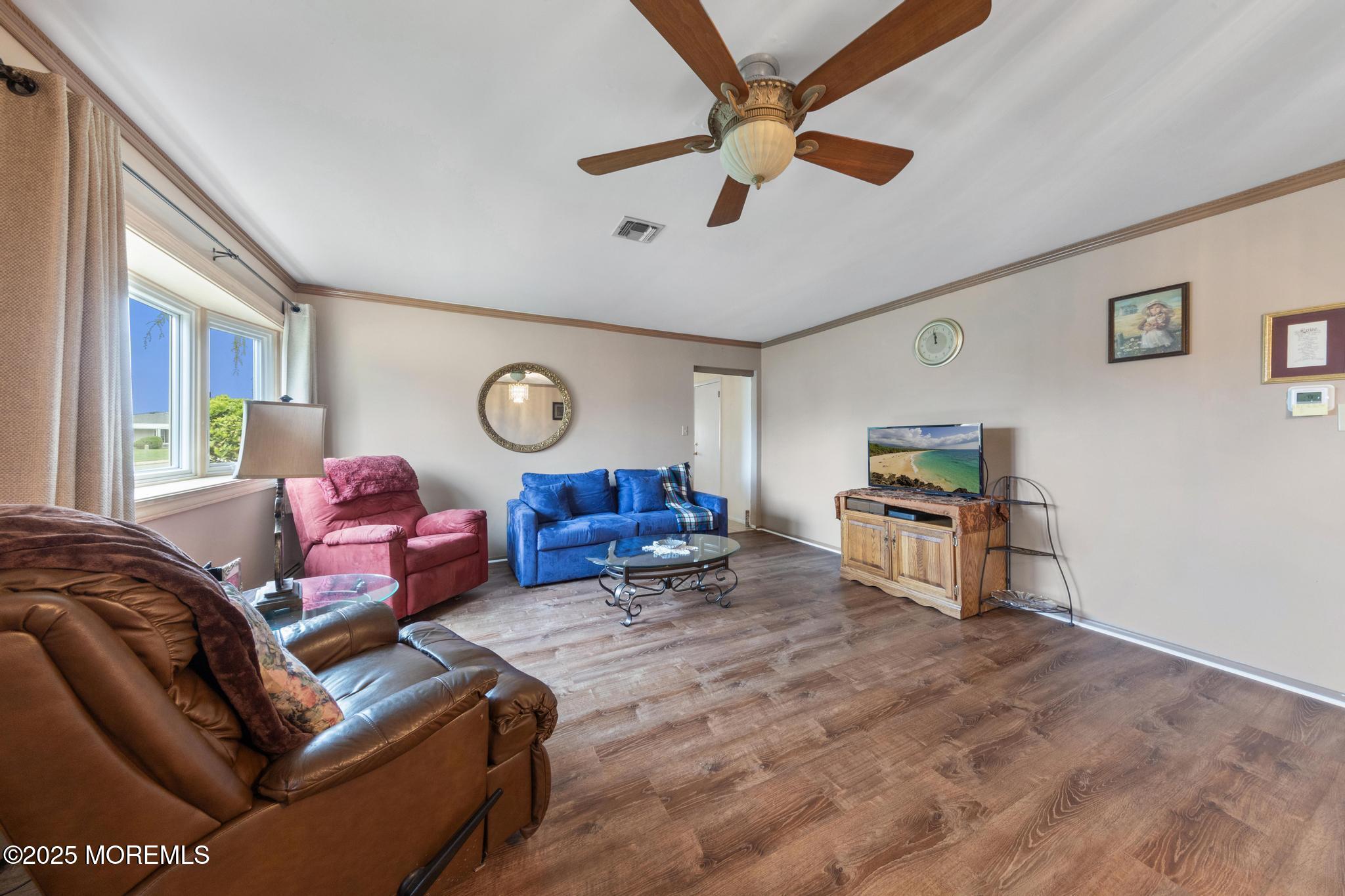 162 Harrington Drive N