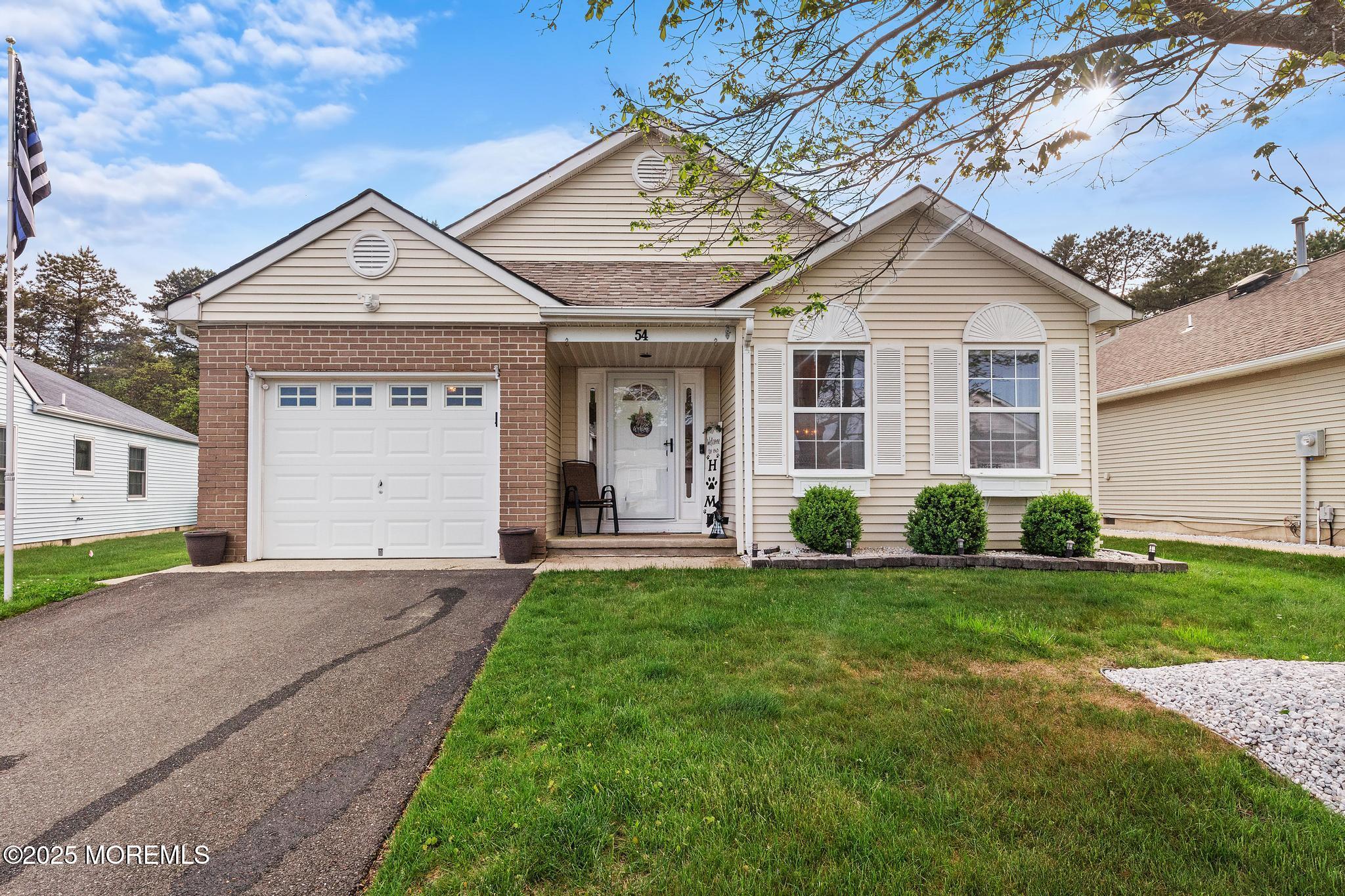 54 Canterbury Lane