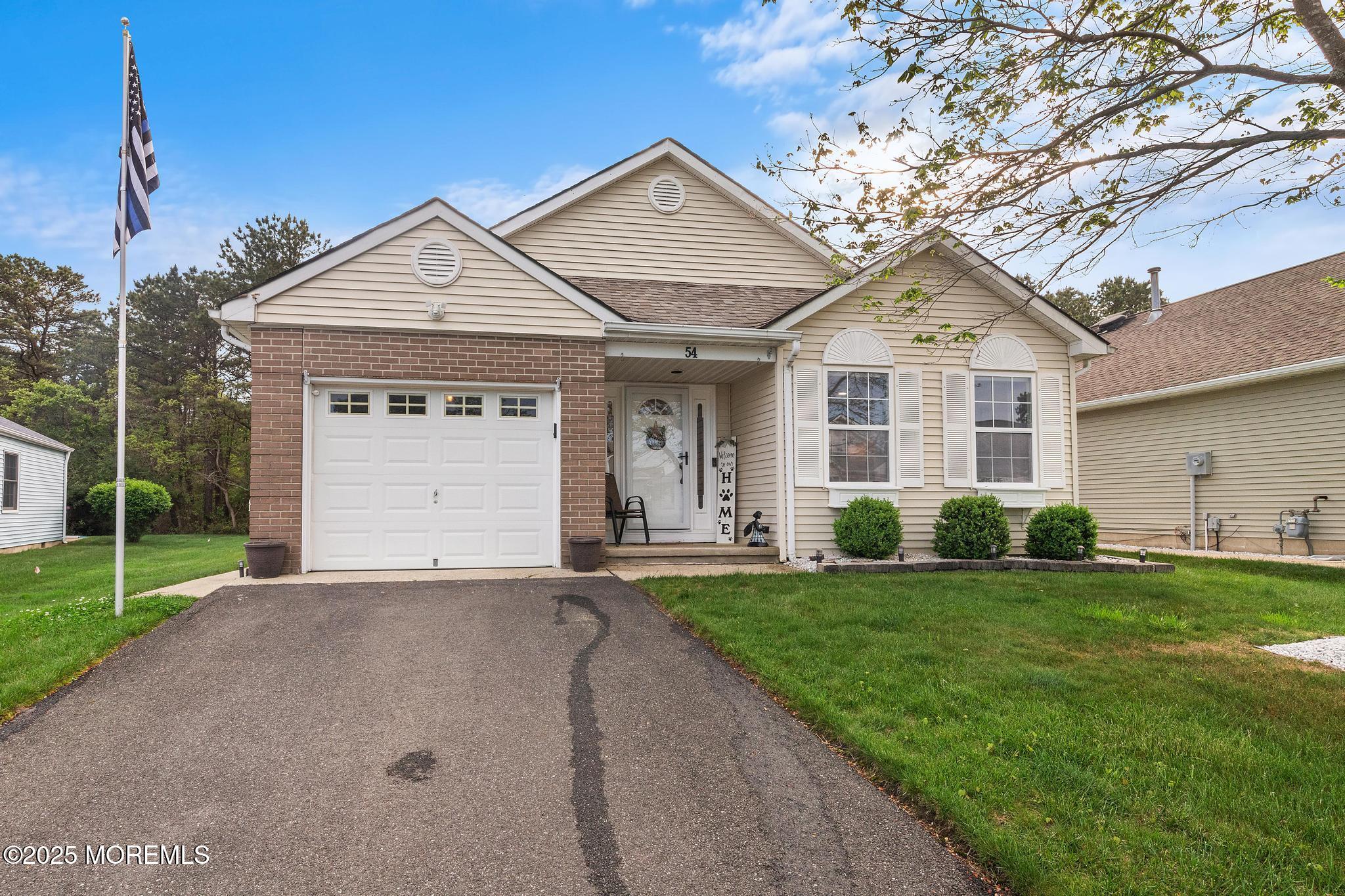 54 Canterbury Lane