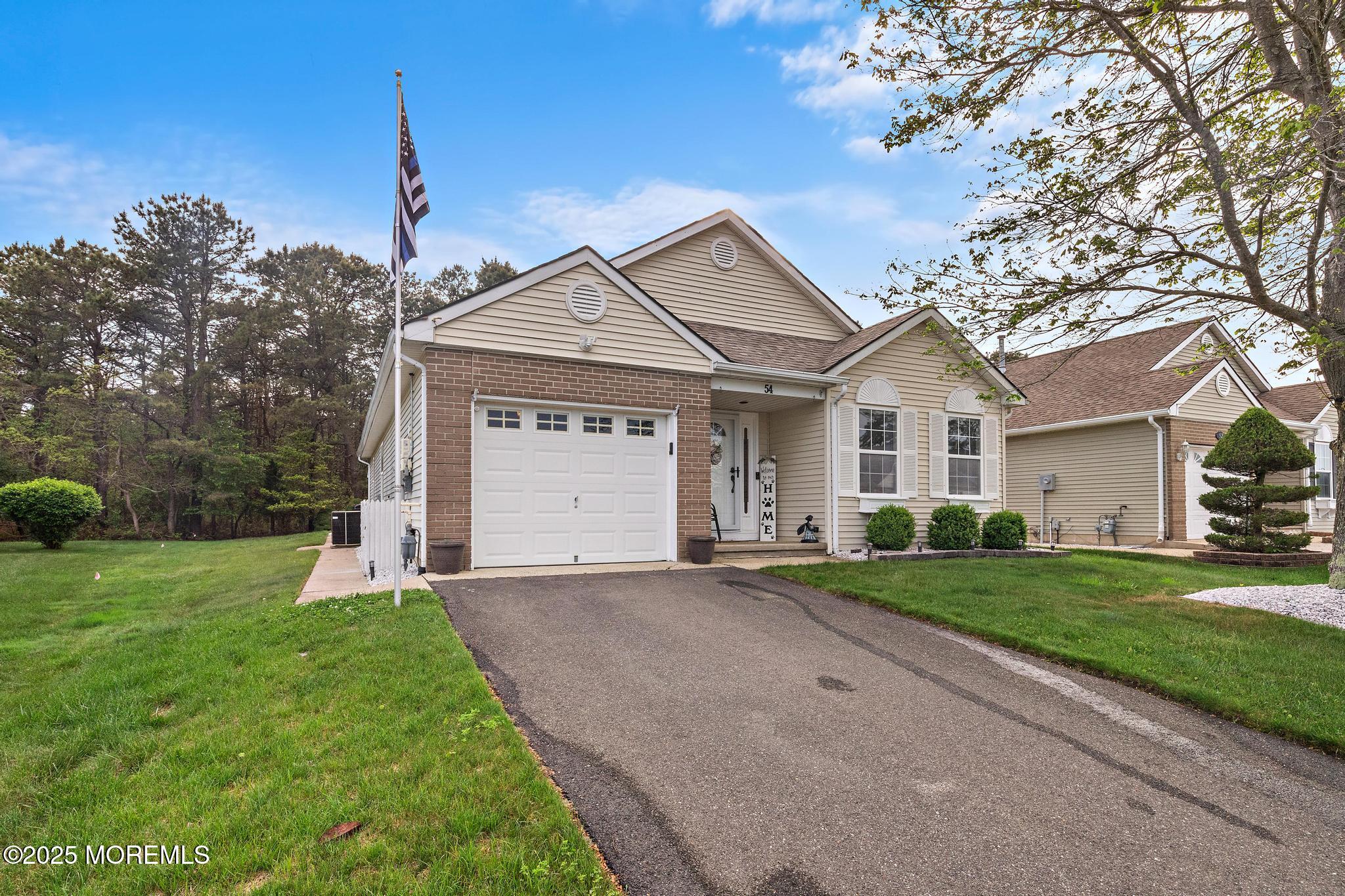 54 Canterbury Lane