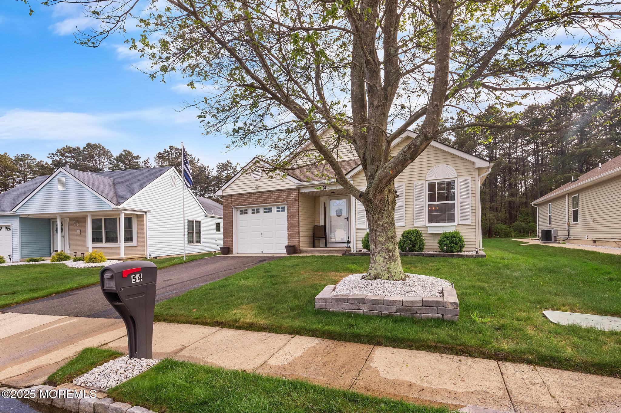 54 Canterbury Lane