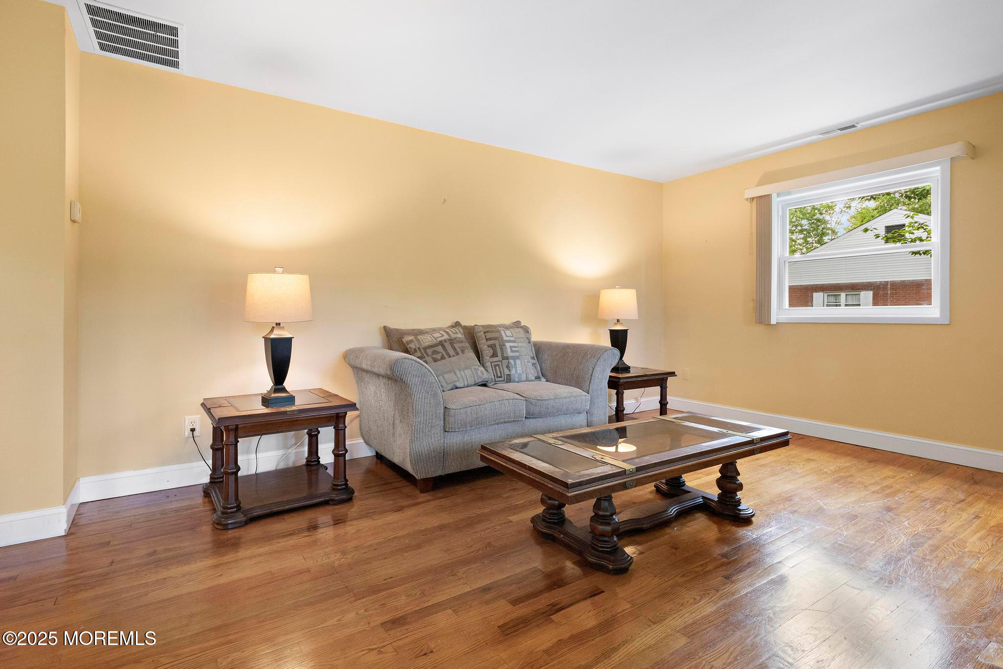 4 C Willow Street