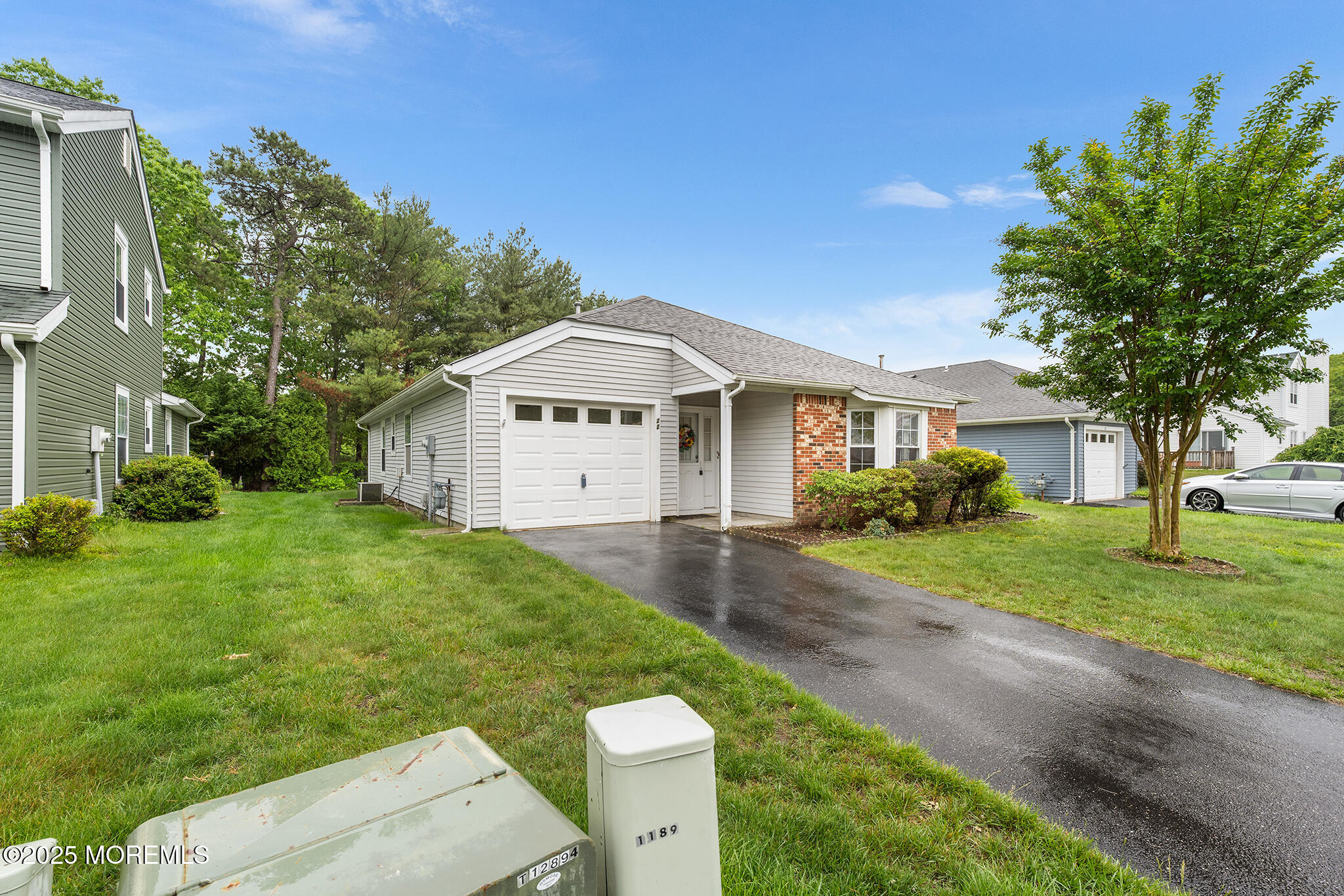 22 Pine Oak Boulevard