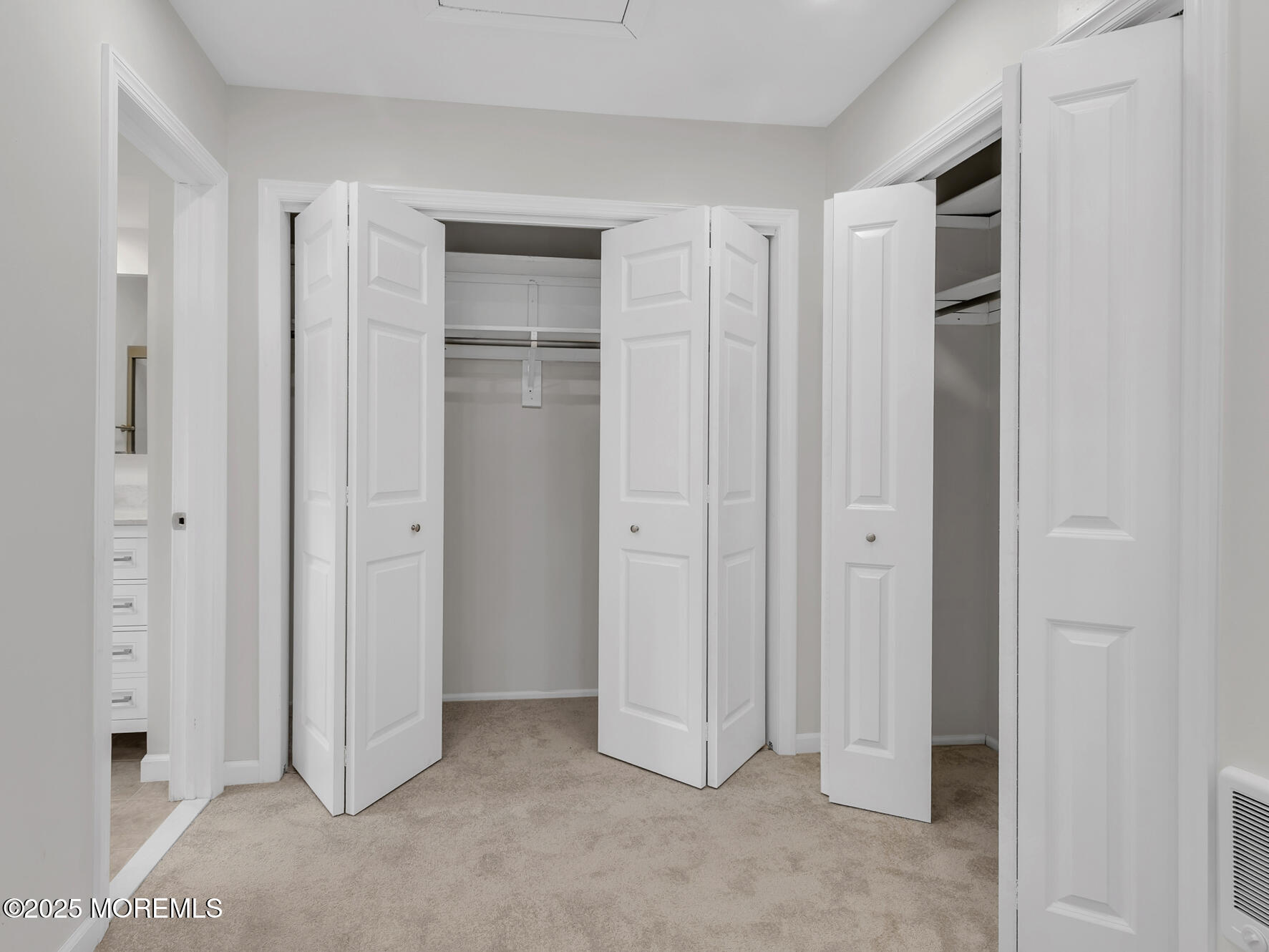 28 Sycamore Road 45