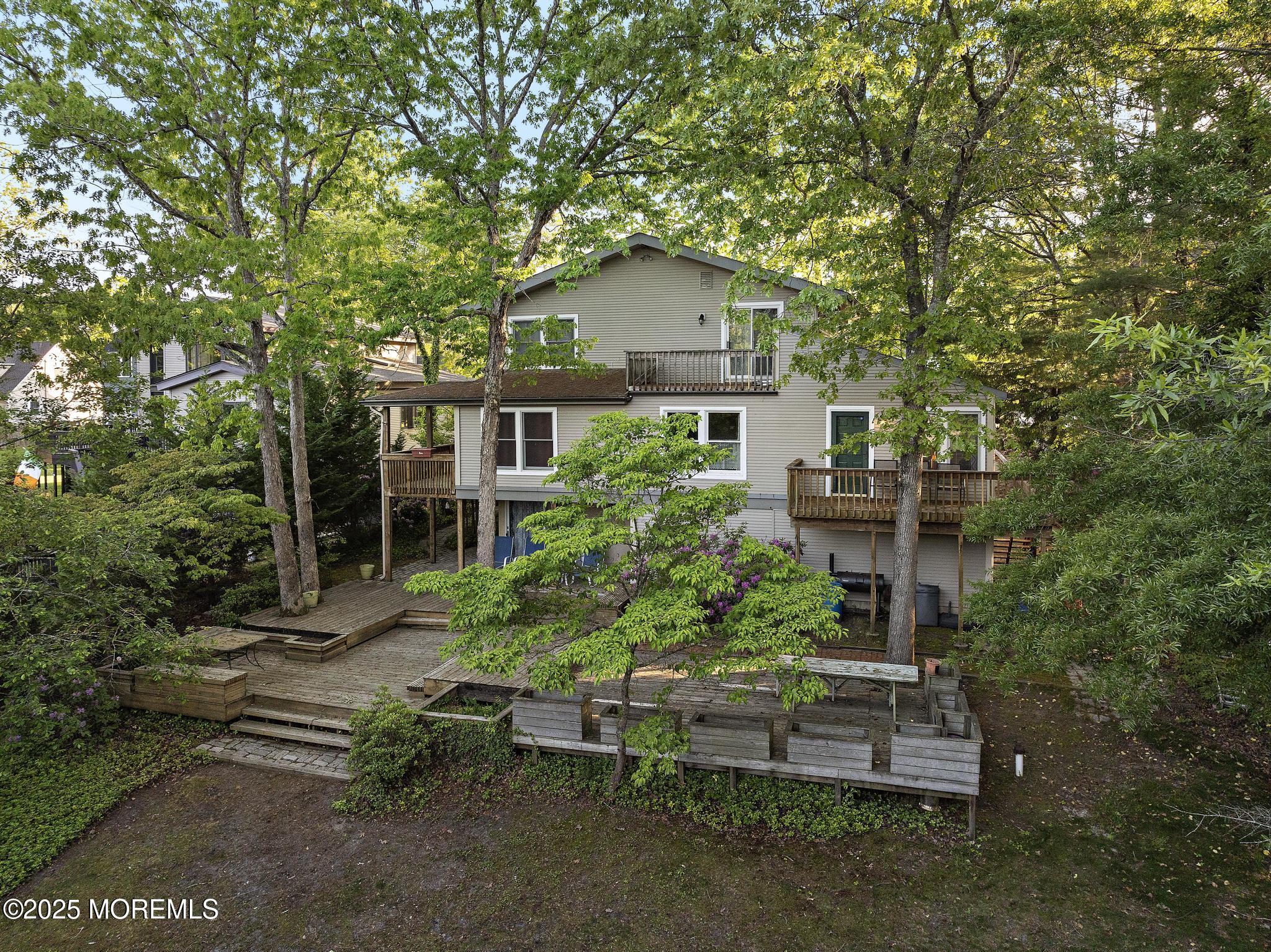 833 Buccaneer Lane
