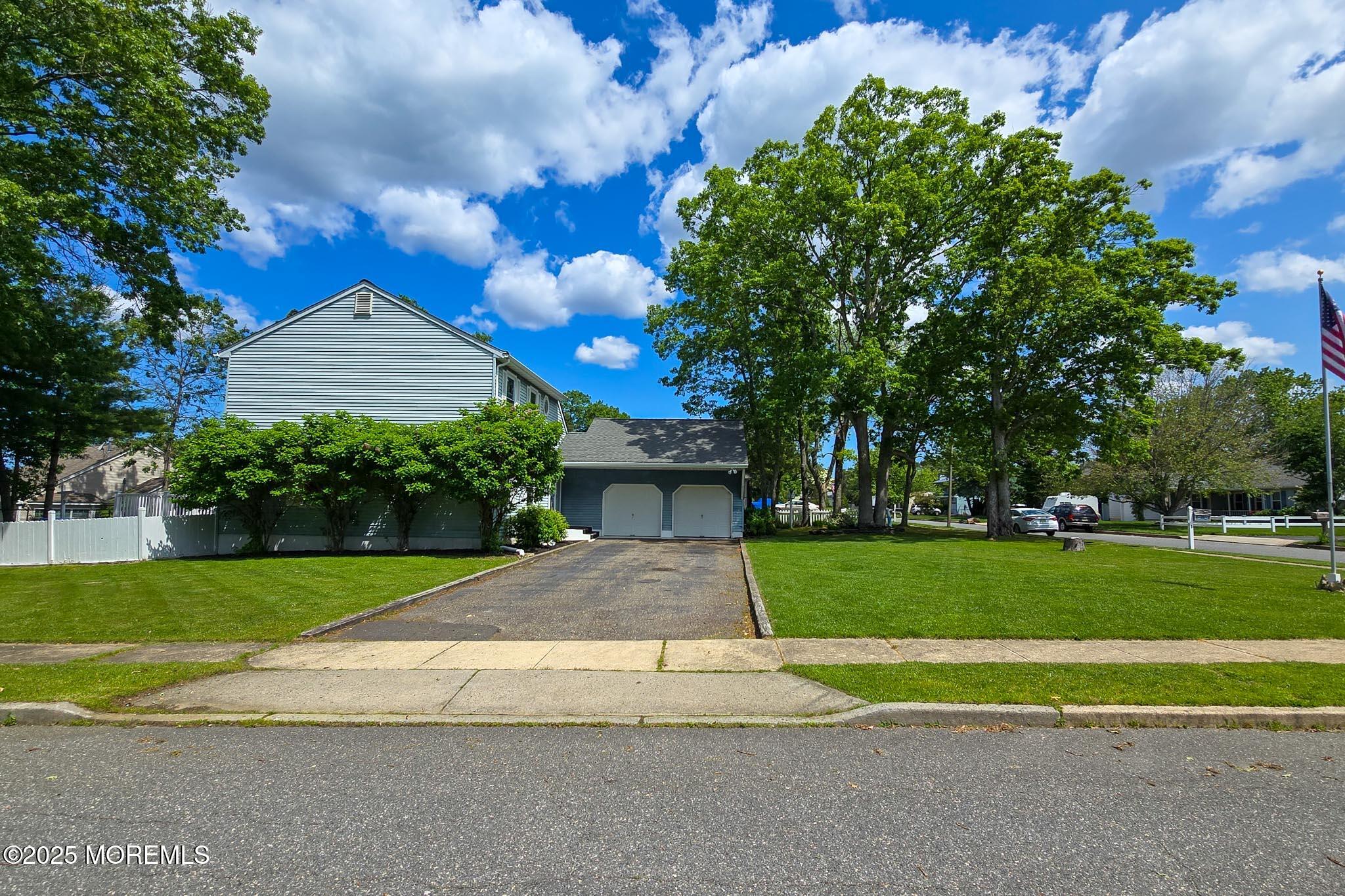1 Lafayette Court