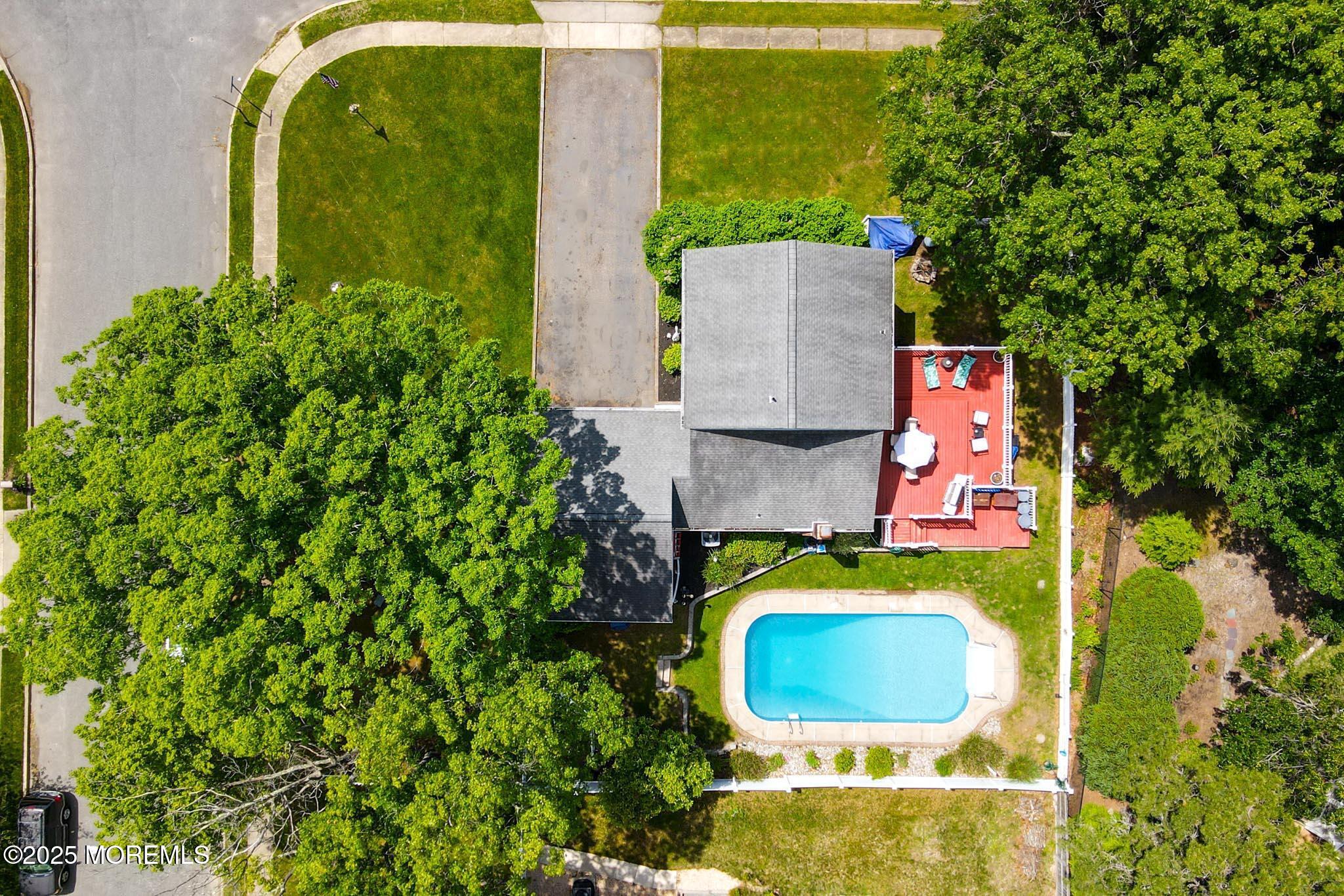 1 Lafayette Court