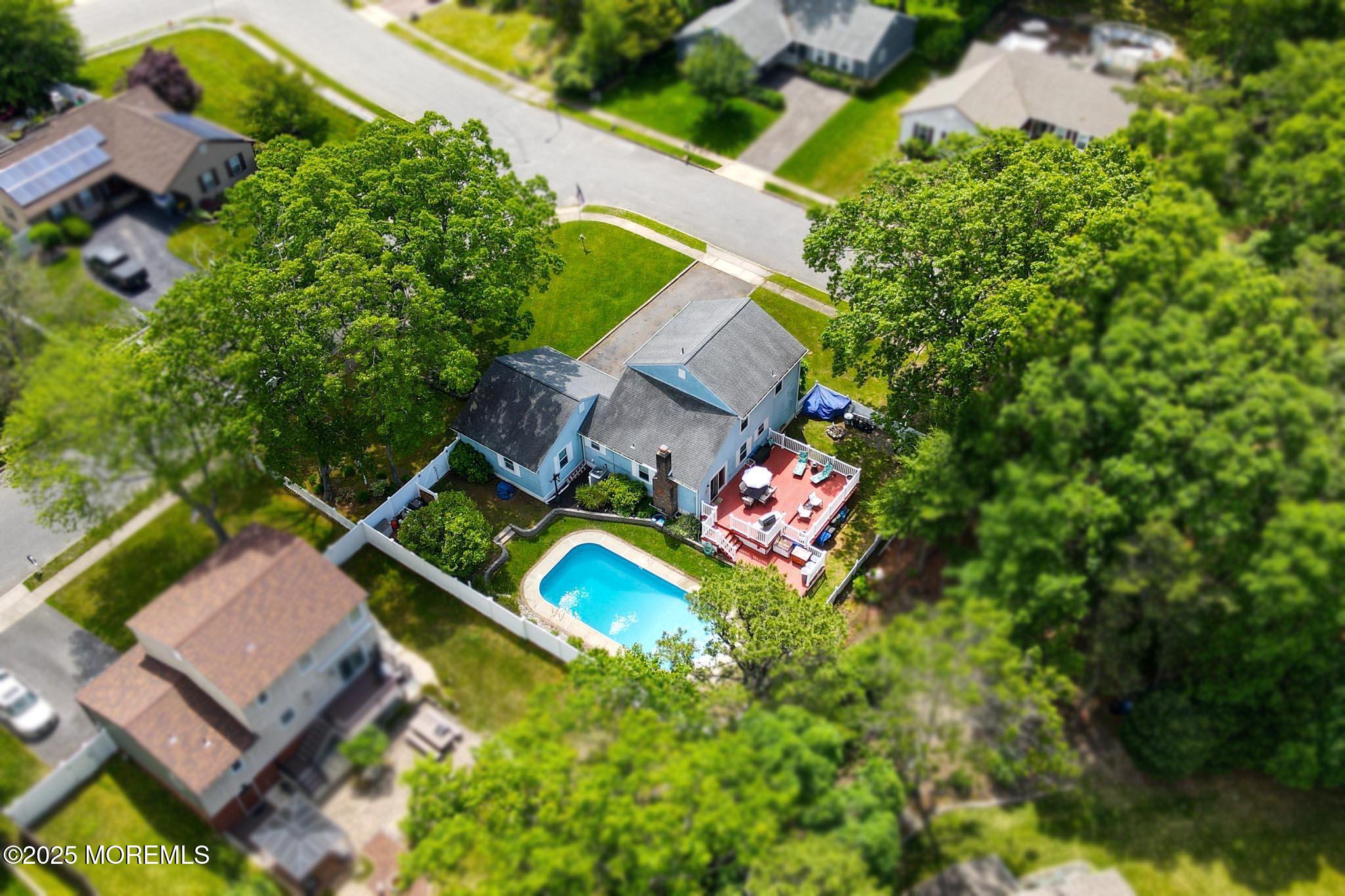 1 Lafayette Court