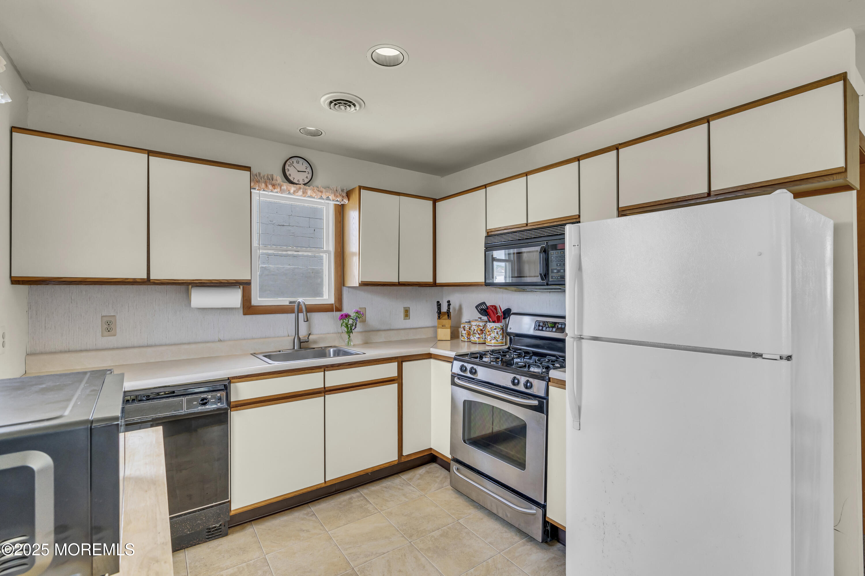 37 N 4th Street