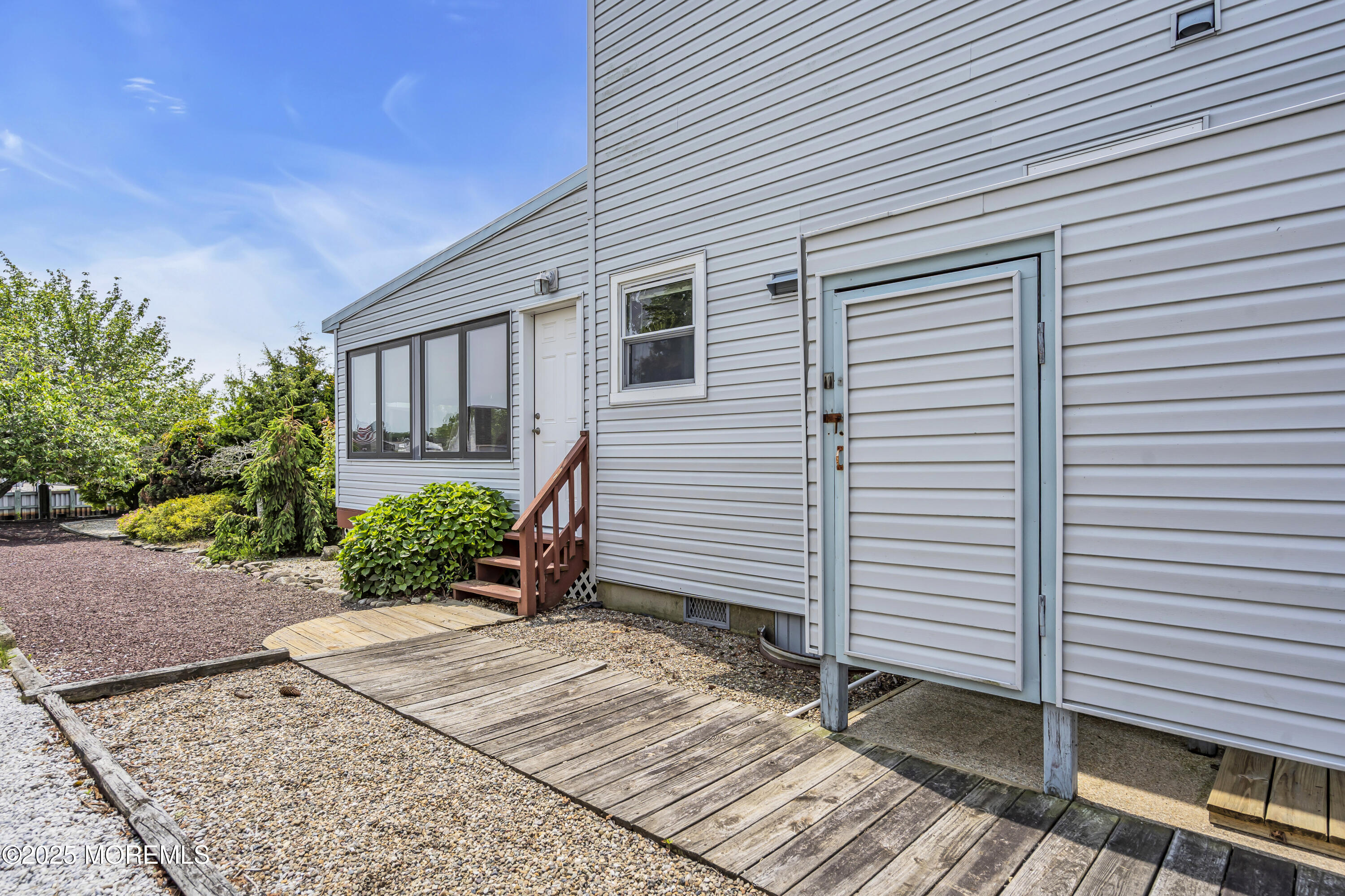 329 Jennings Road
