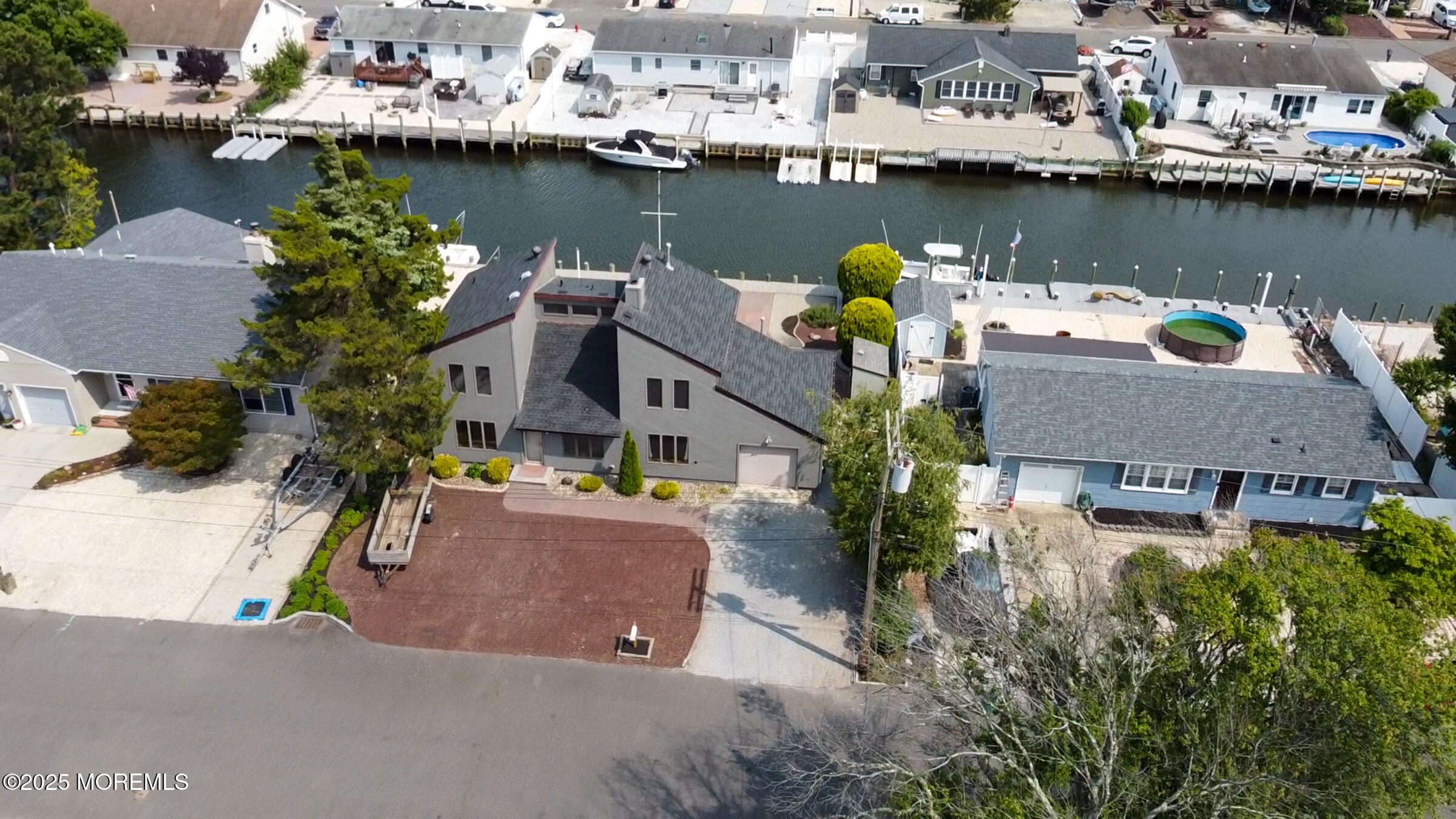 813 Cable Drive
