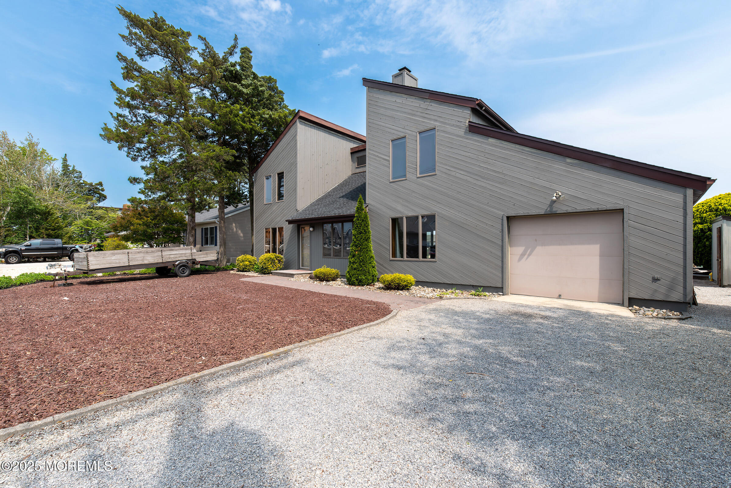 813 Cable Drive