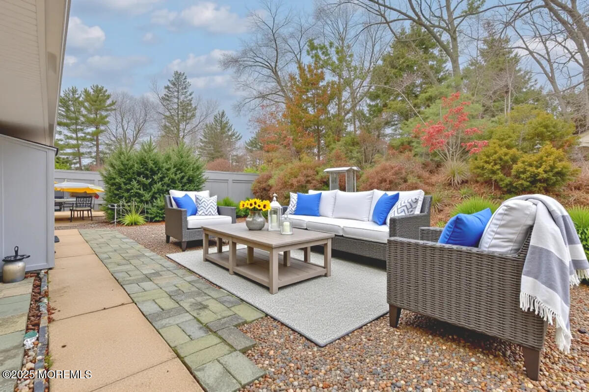 16 Mount Kisco Drive