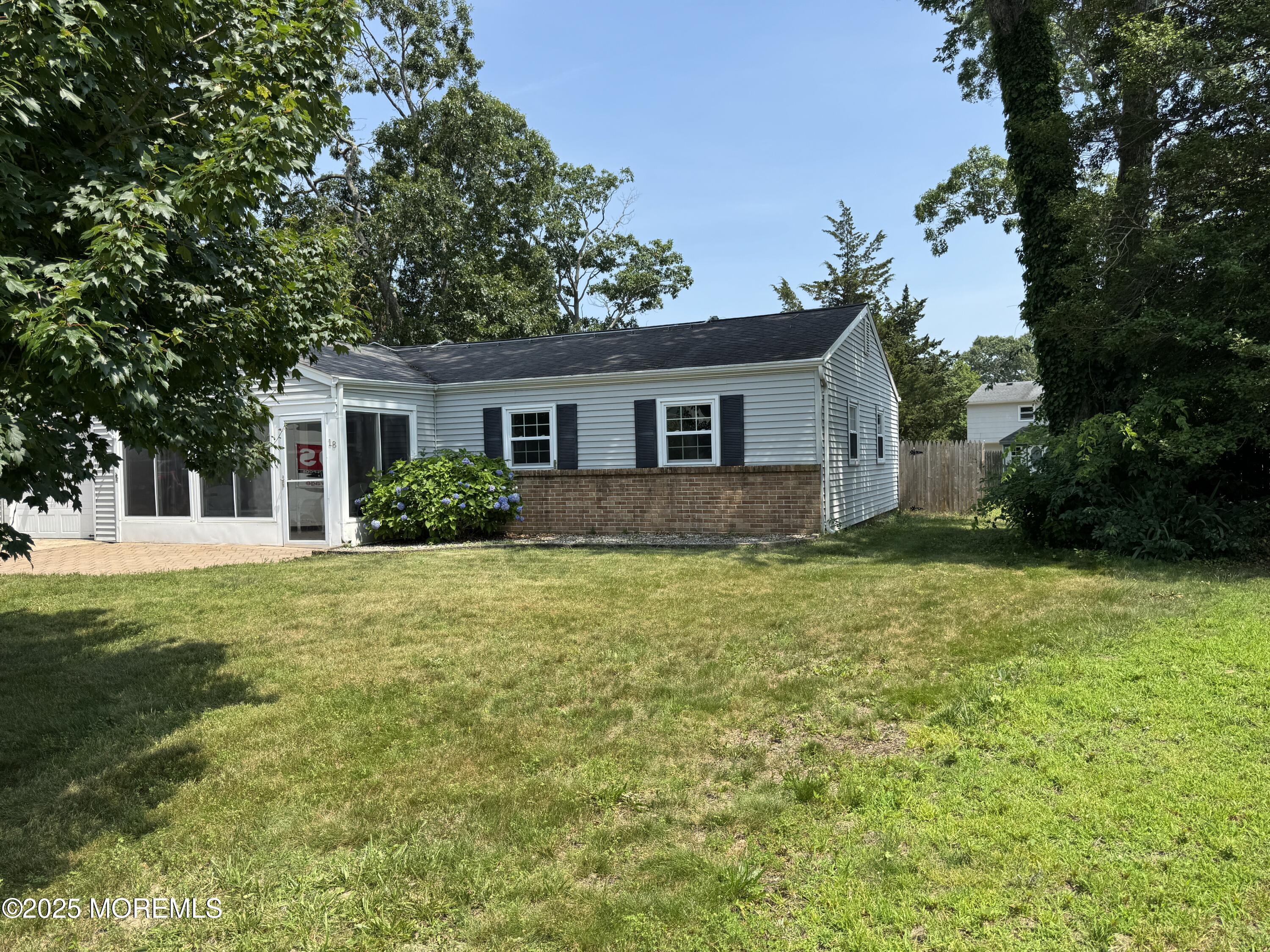 18 Dogwood Lane