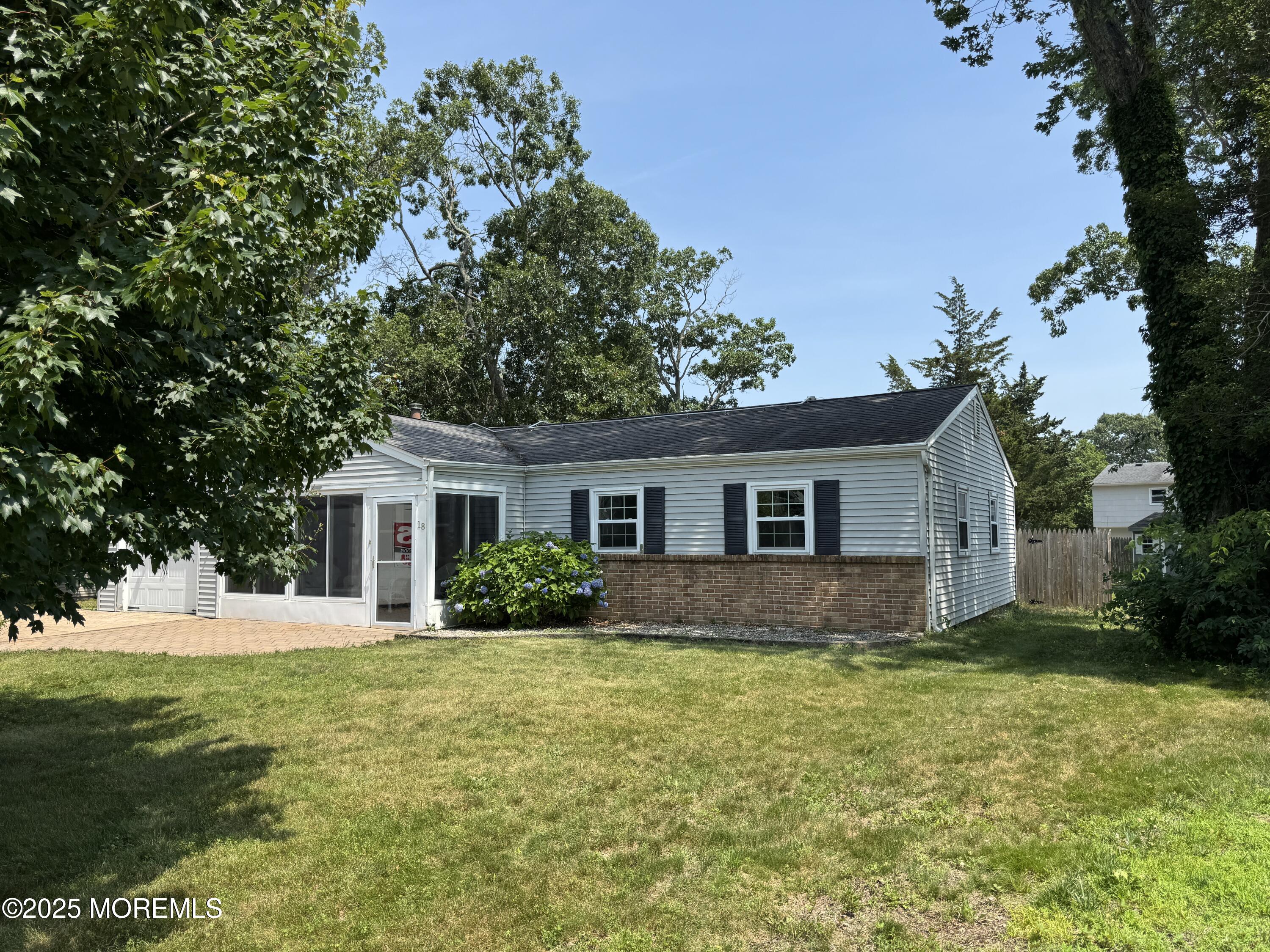 18 Dogwood Lane