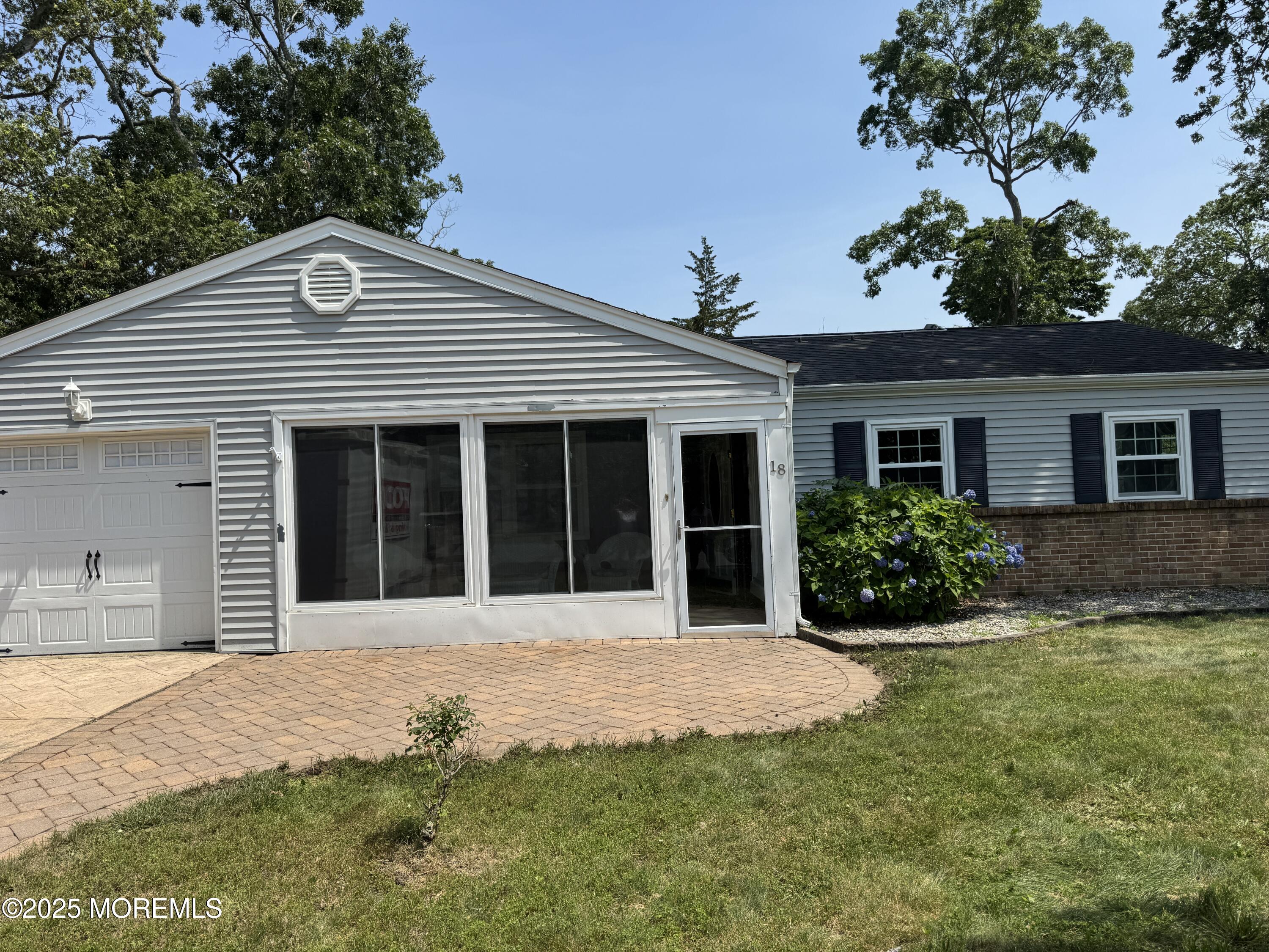 18 Dogwood Lane