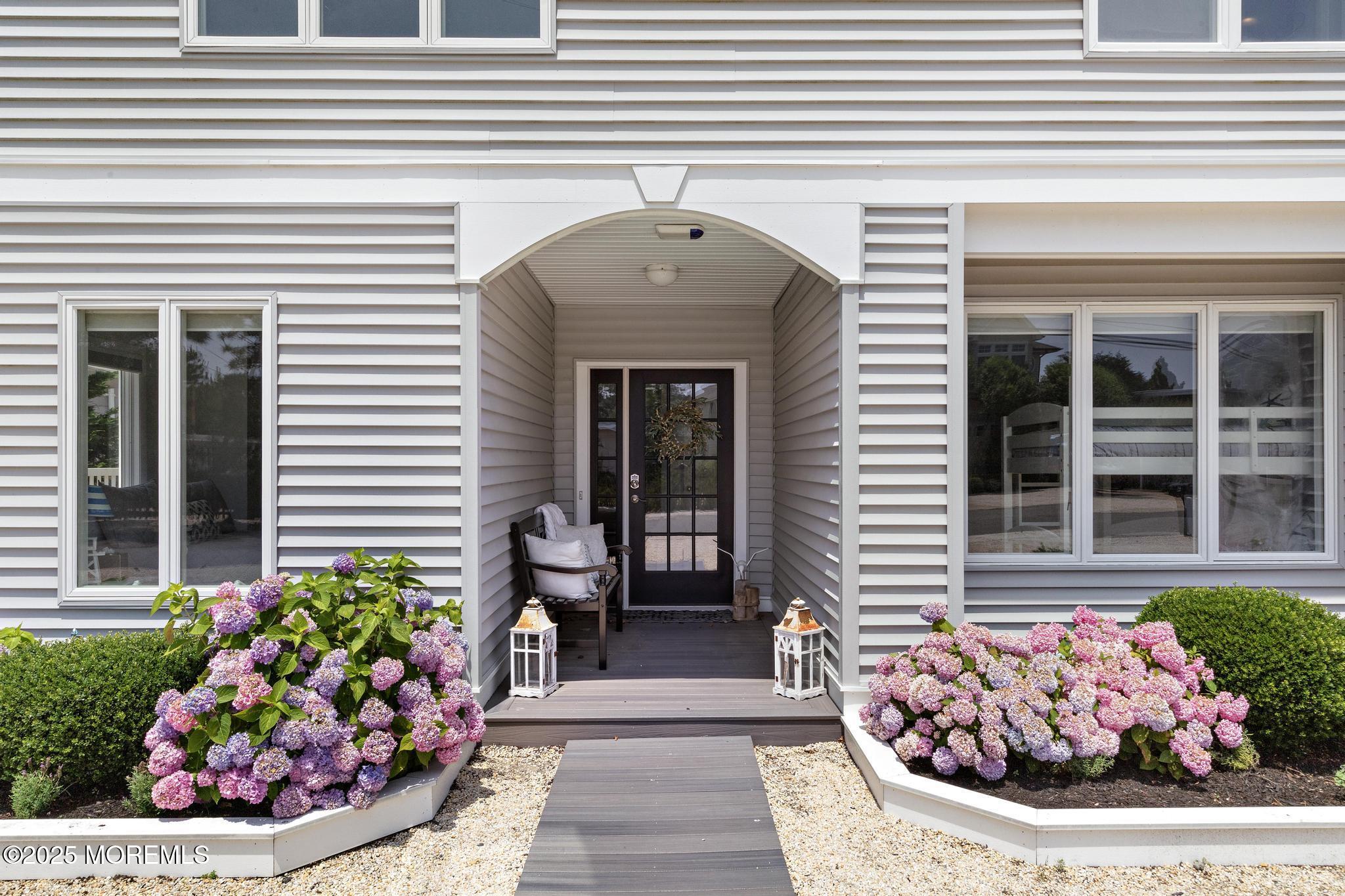 44 Harbor Lane