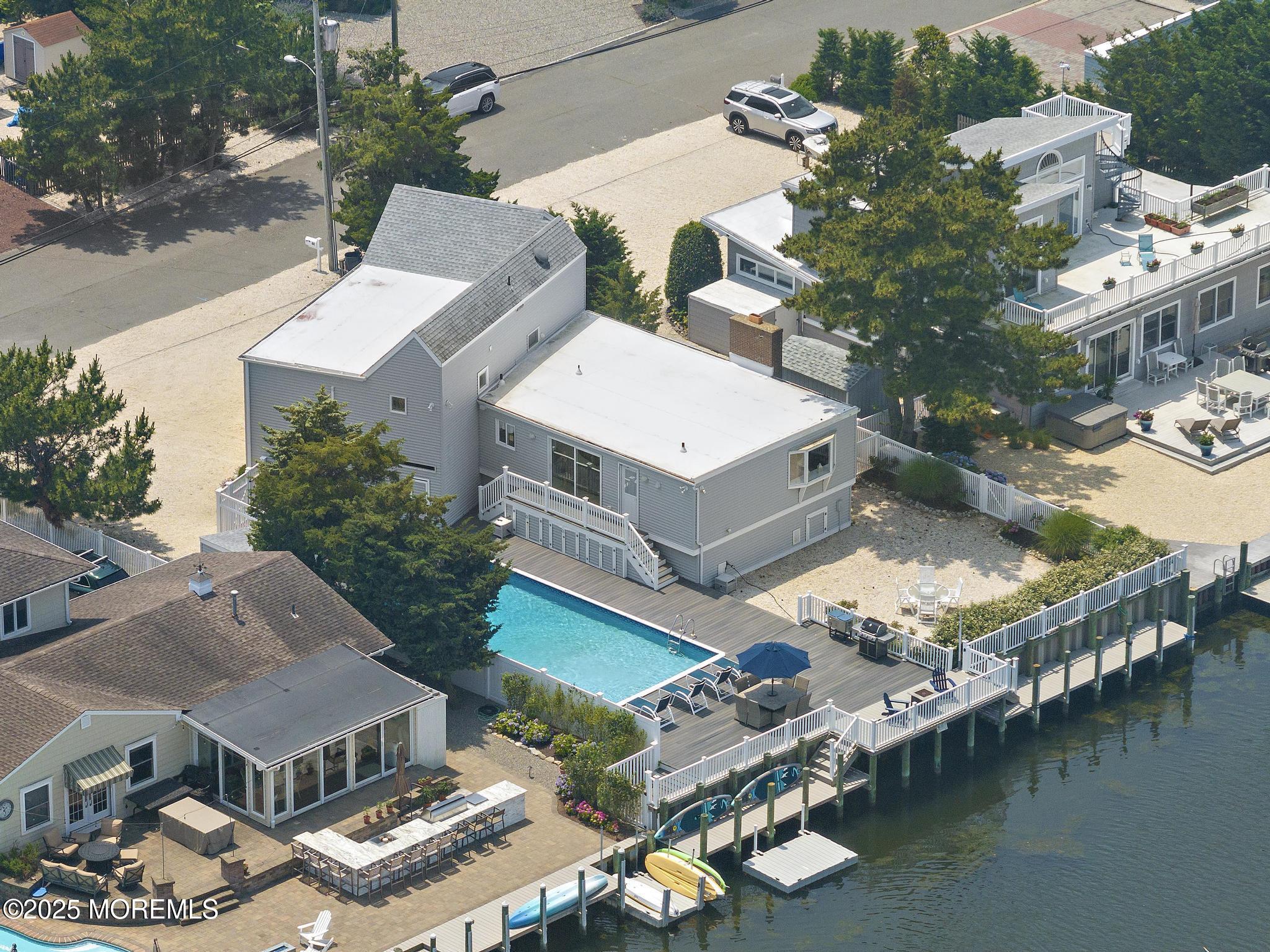 44 Harbor Lane