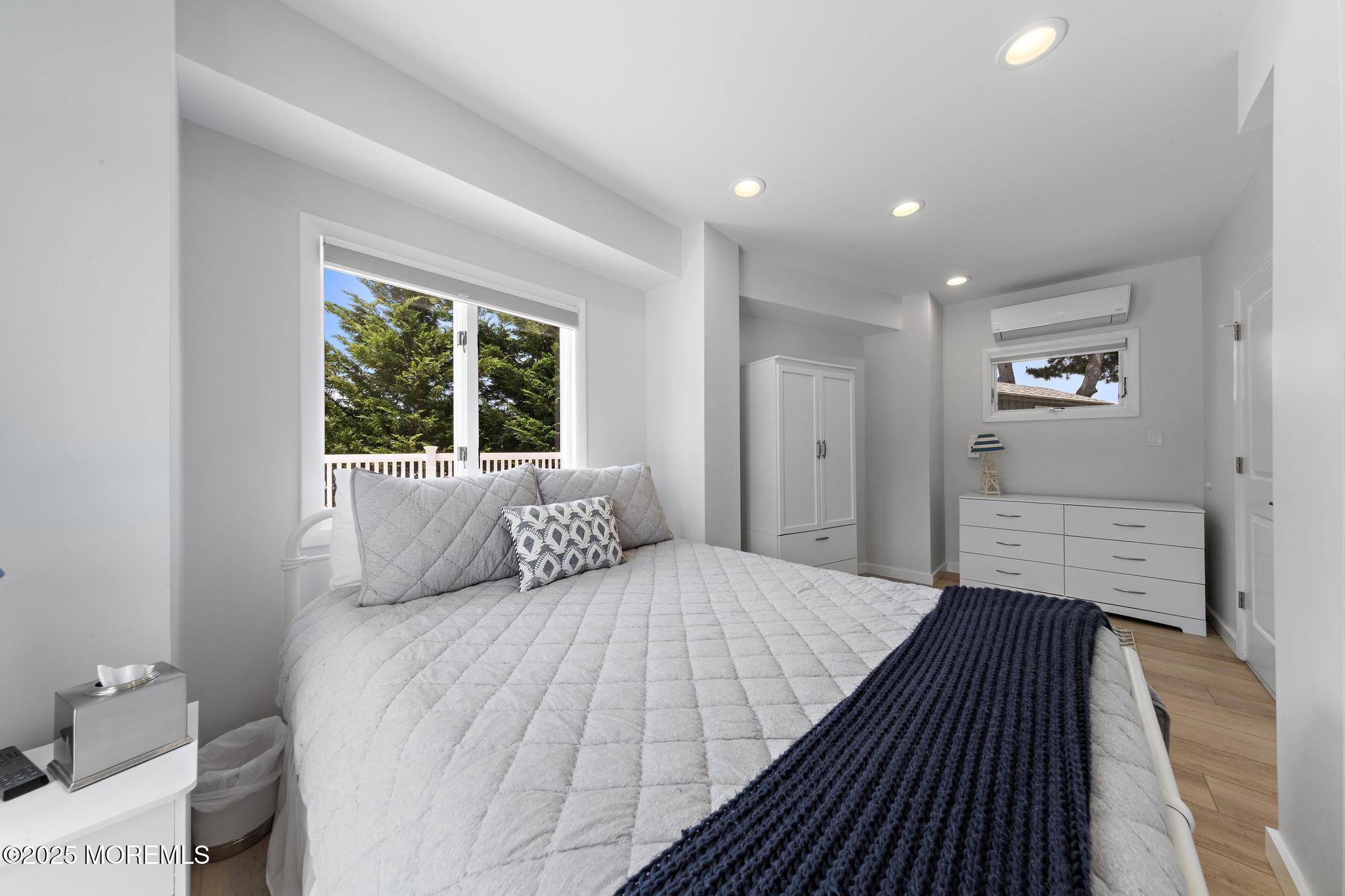 44 Harbor Lane