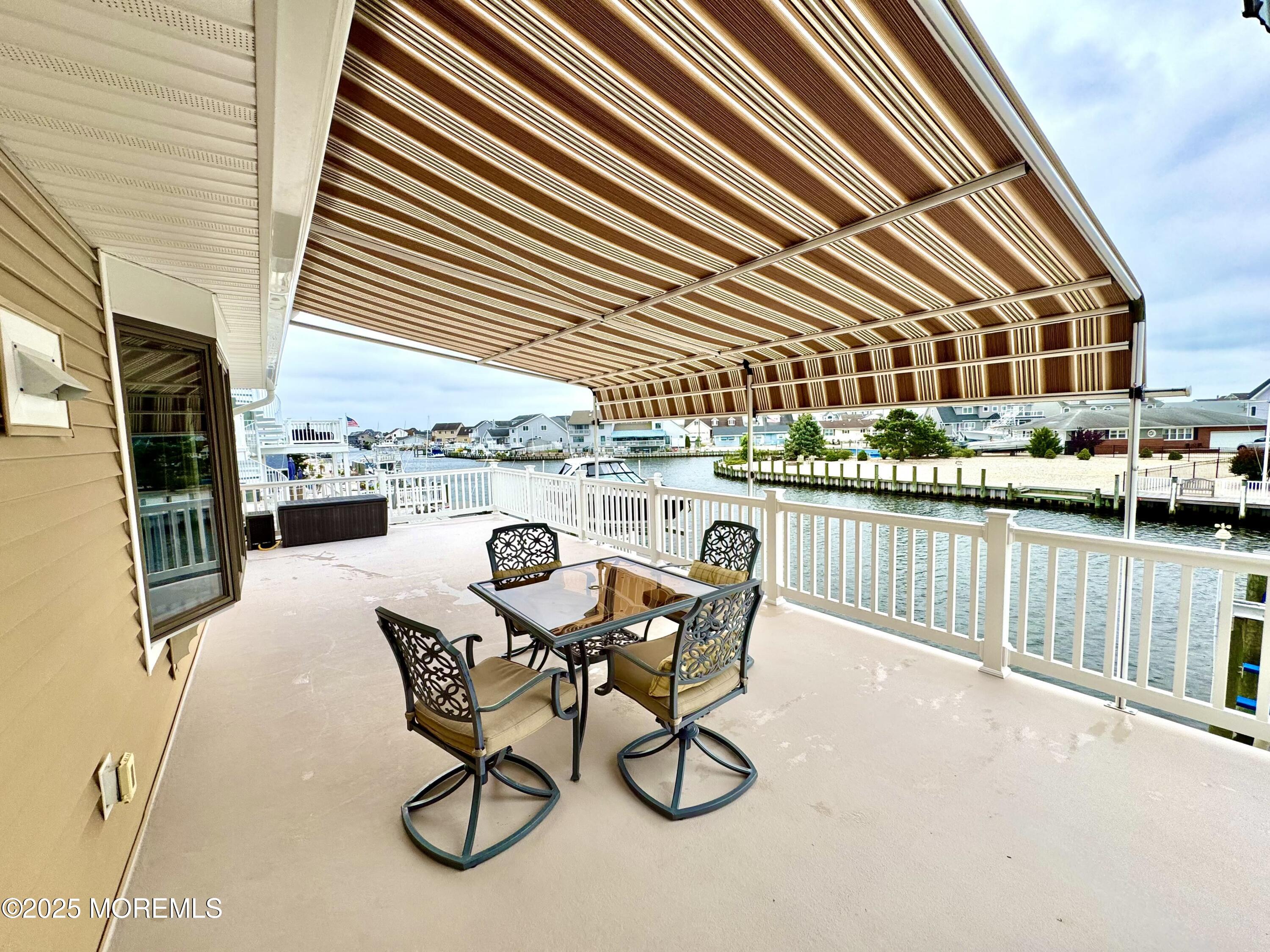 953 Capstan Drive