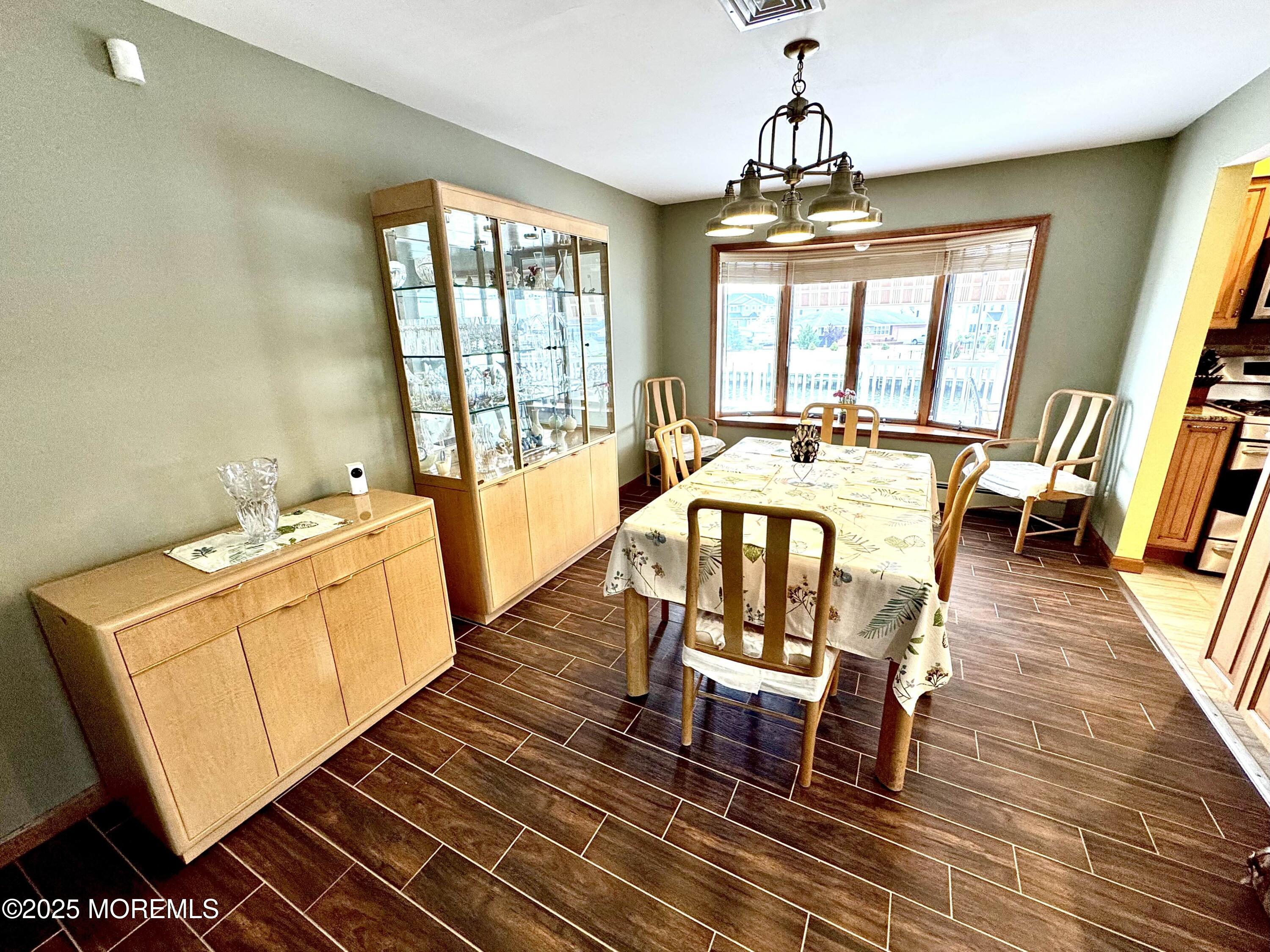 953 Capstan Drive