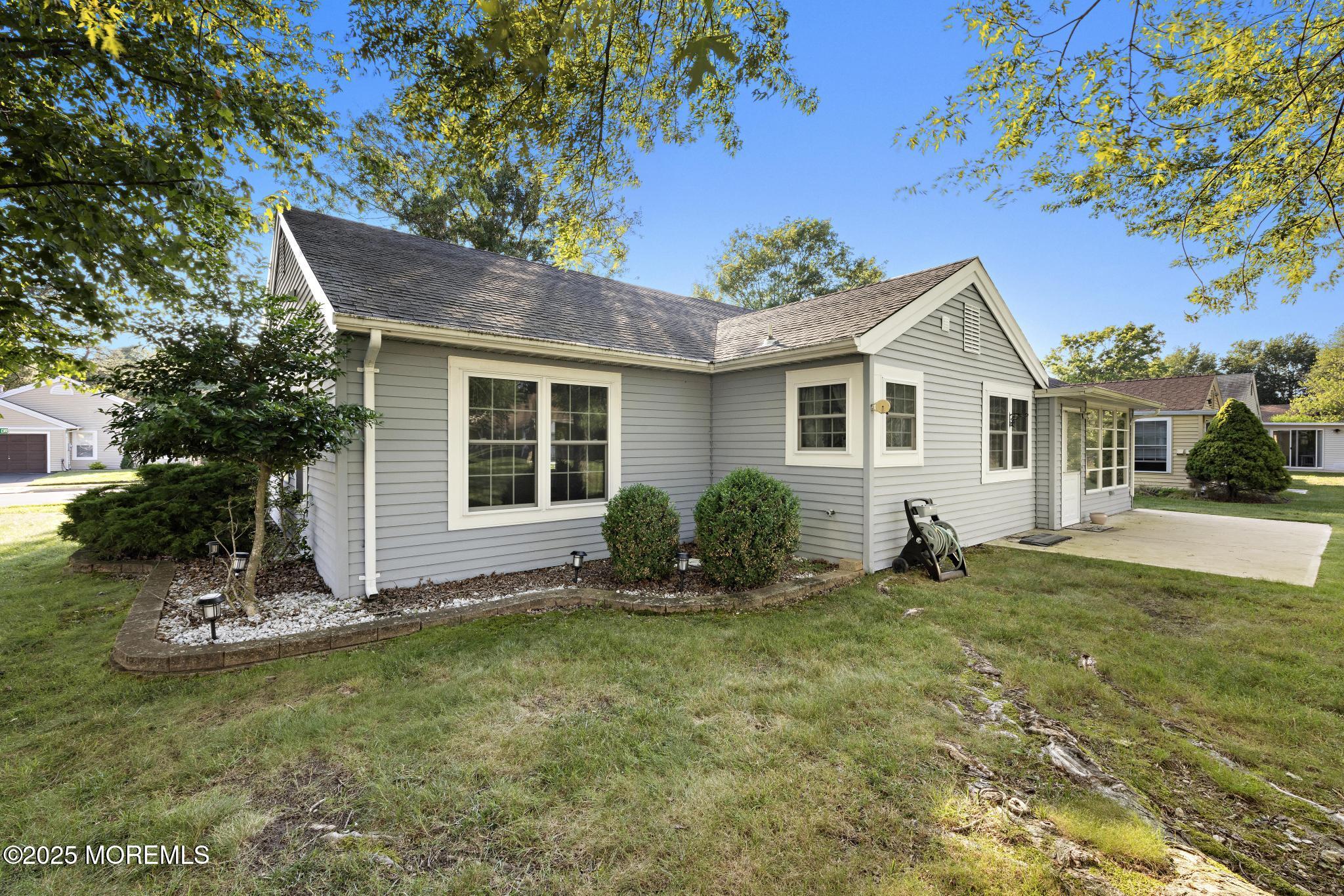 40 Canterbury Drive