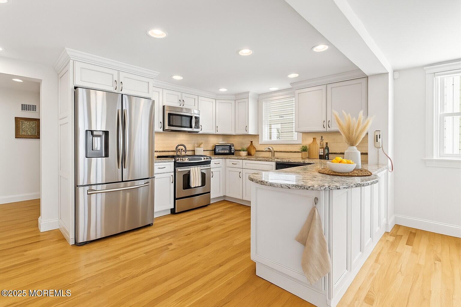 18 W Ryerson Lane