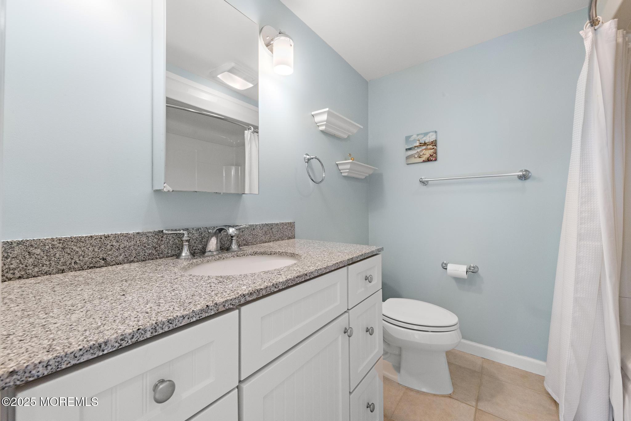 18 W Ryerson Lane