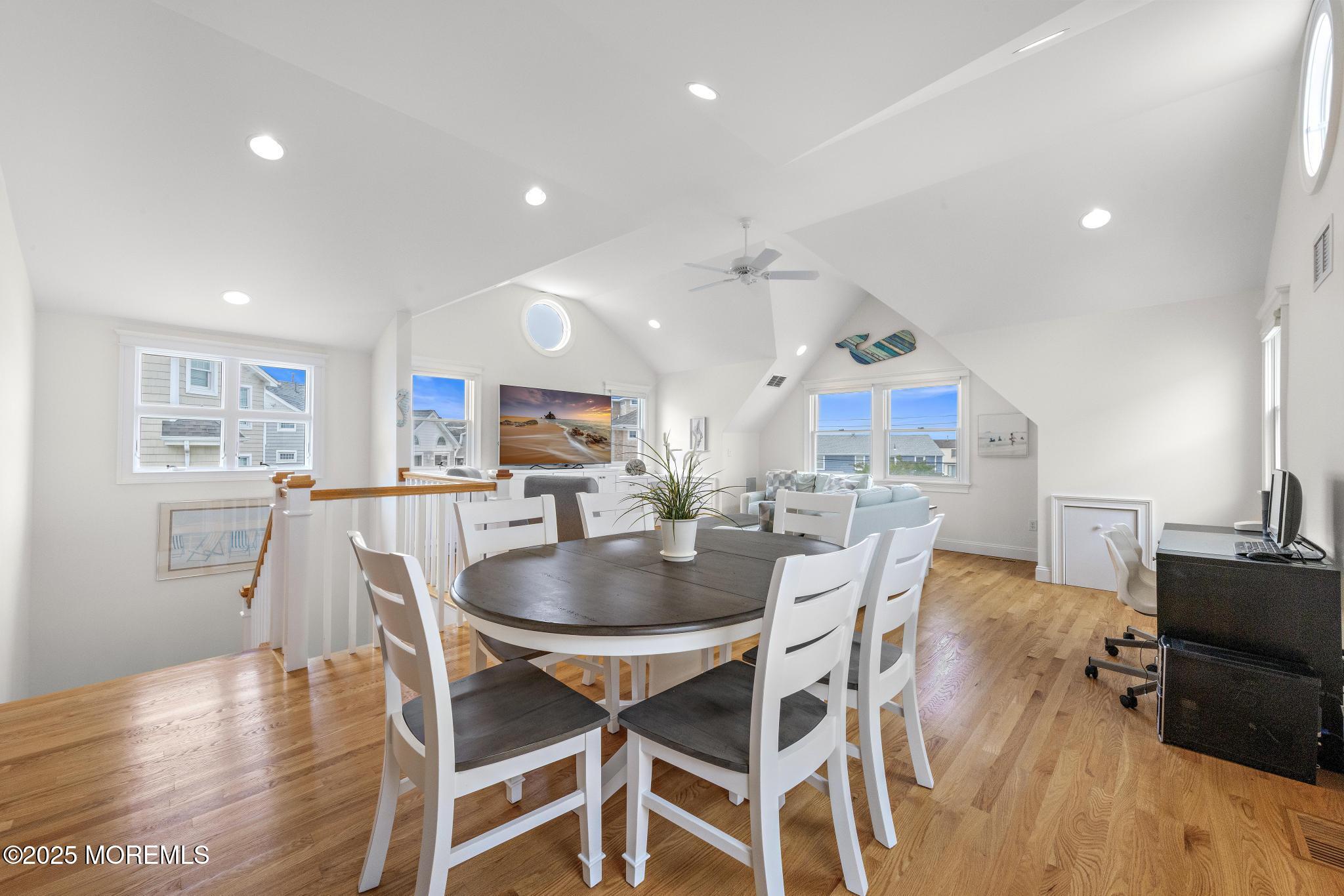 18 W Ryerson Lane