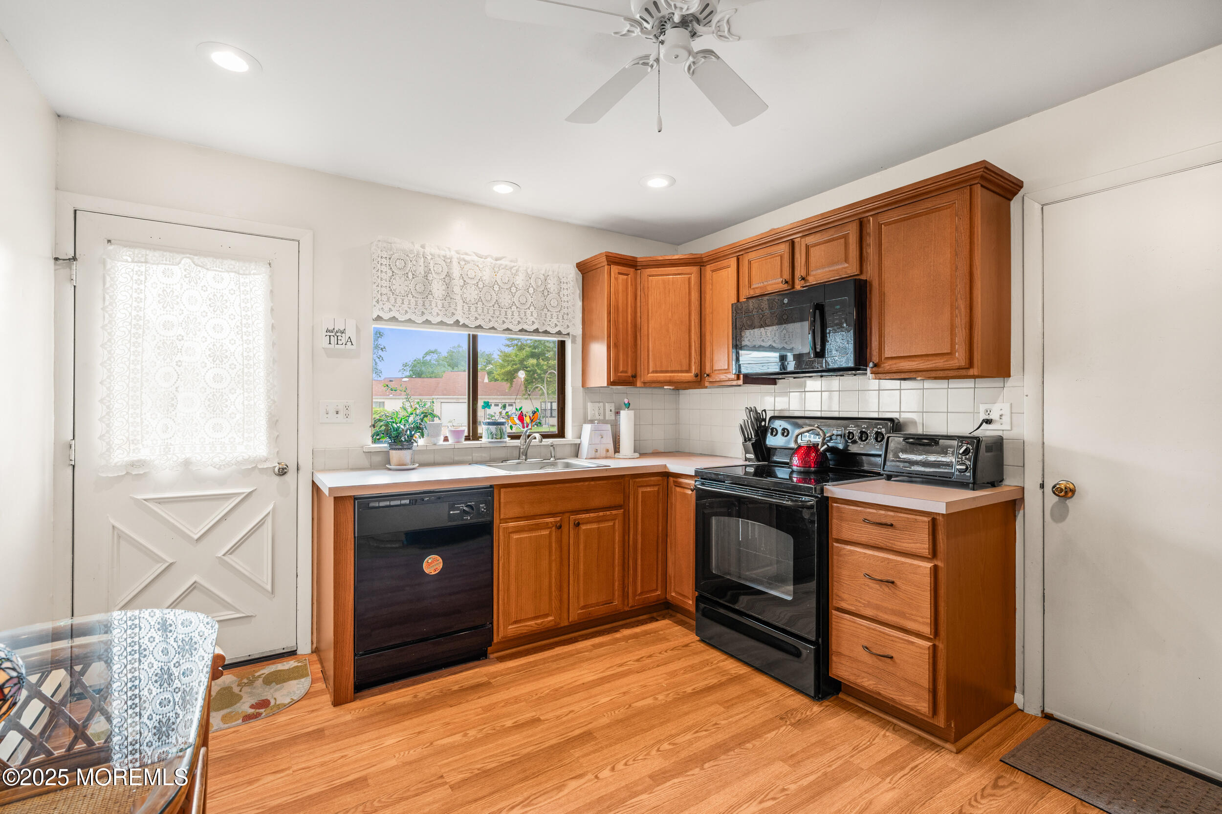 628a Stamford Court