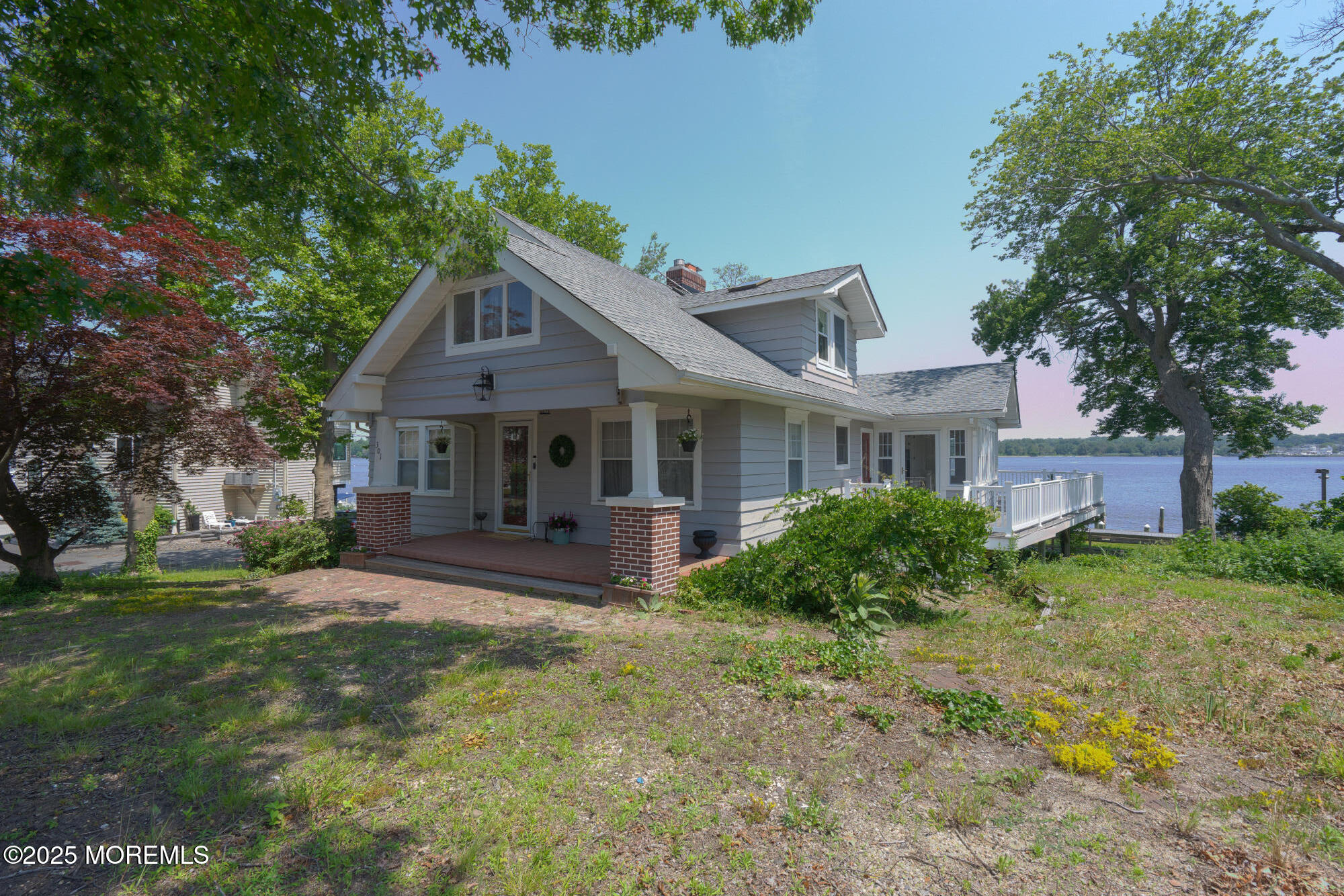 301 Compass Avenue