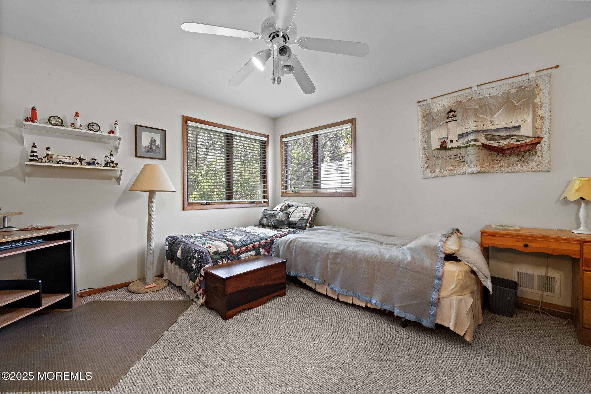 33 Shoveler Drive
