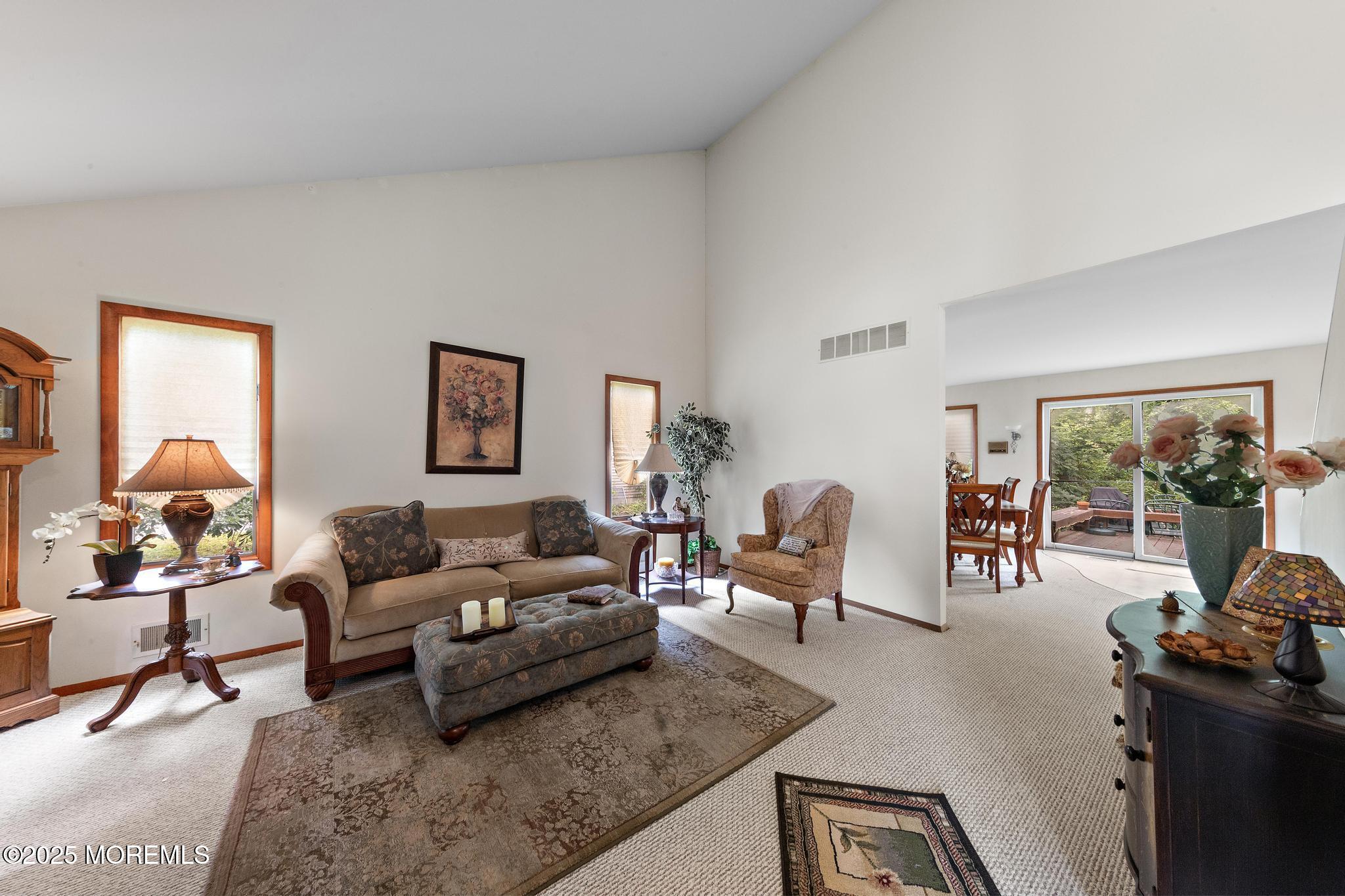 33 Shoveler Drive