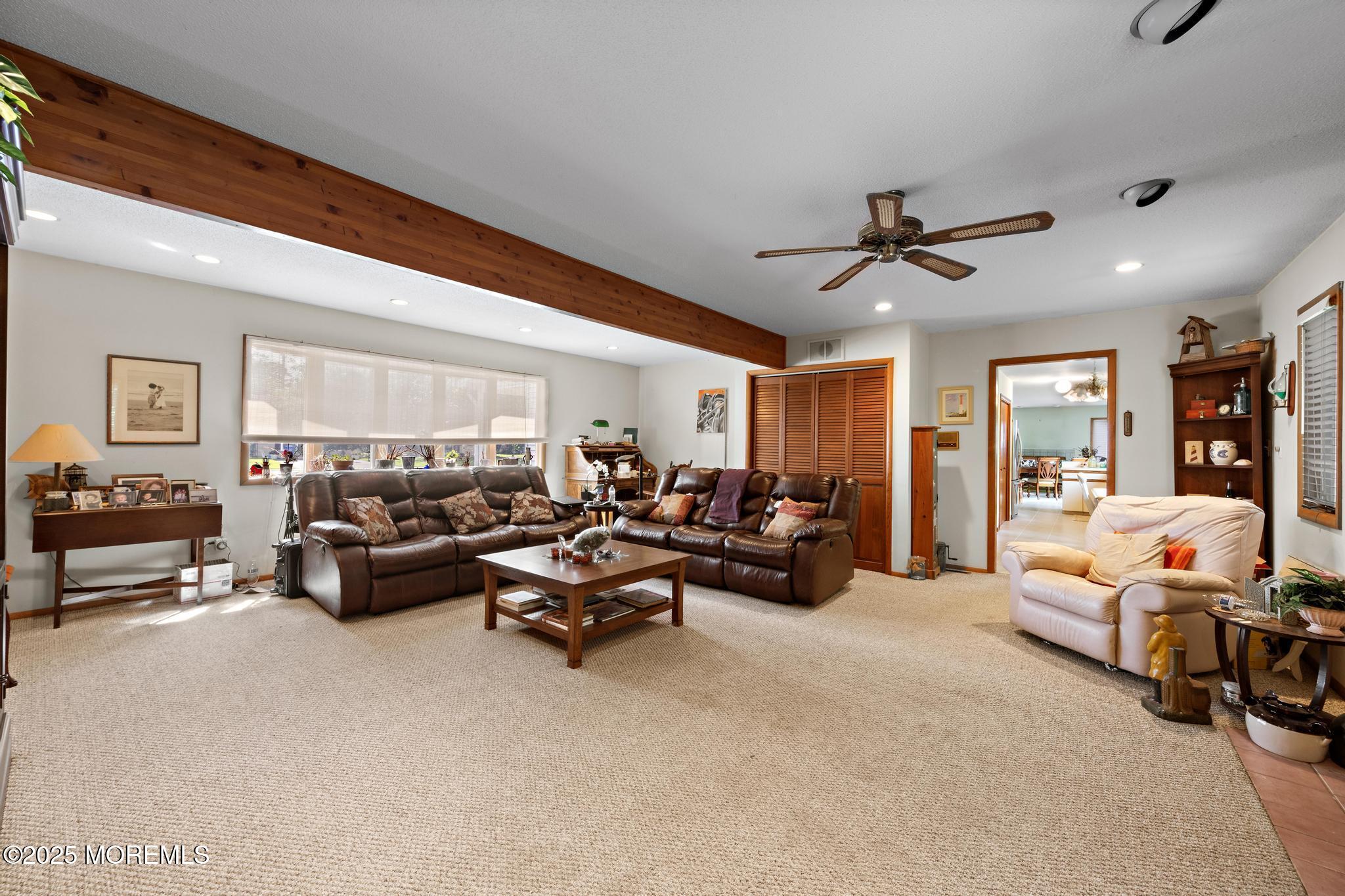 33 Shoveler Drive