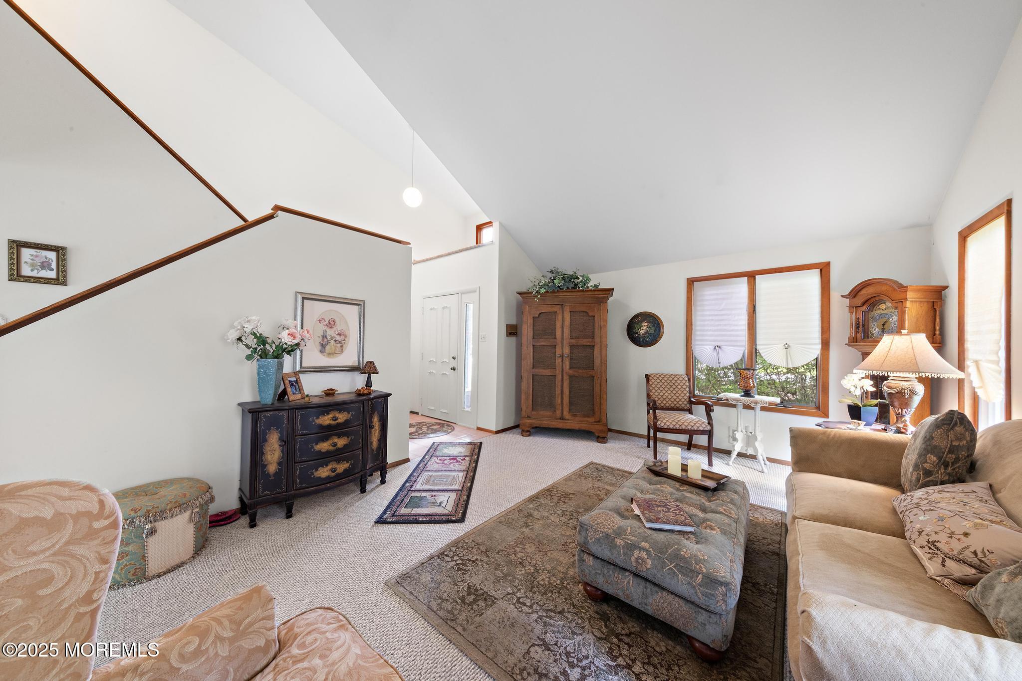 33 Shoveler Drive