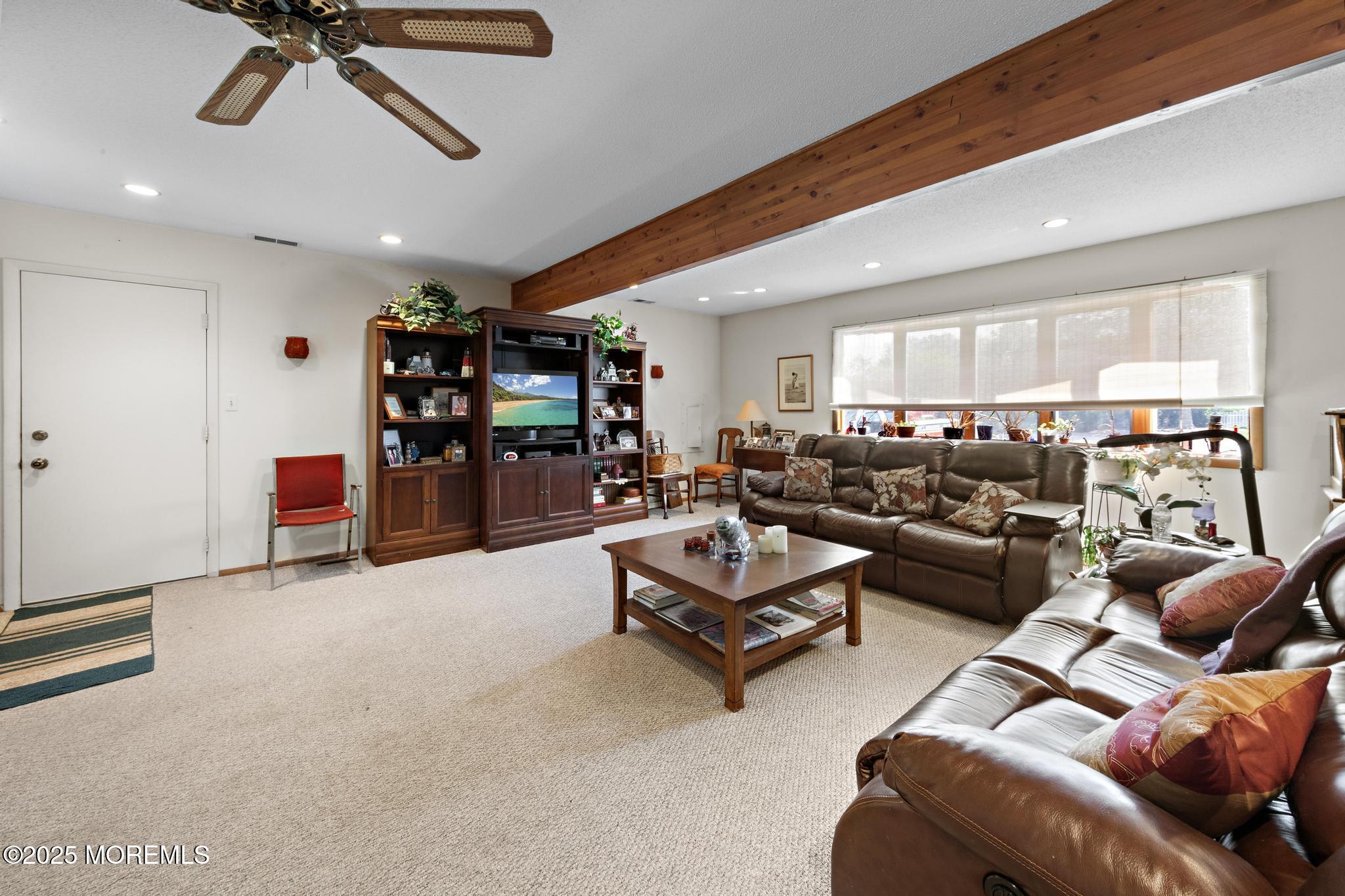 33 Shoveler Drive