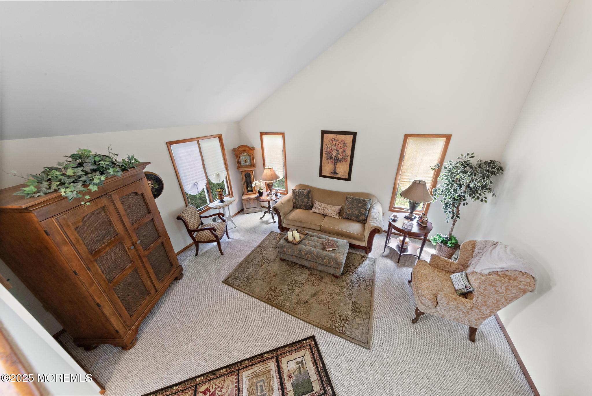 33 Shoveler Drive
