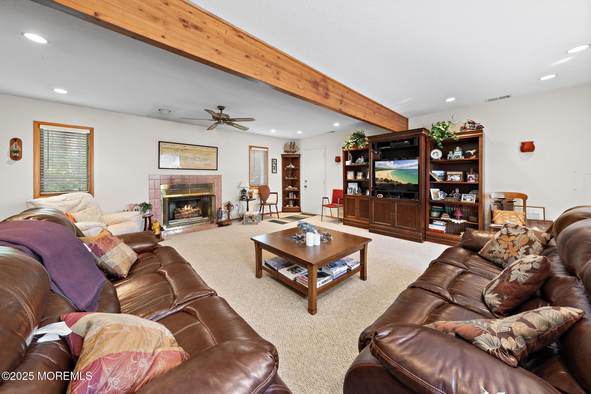 33 Shoveler Drive