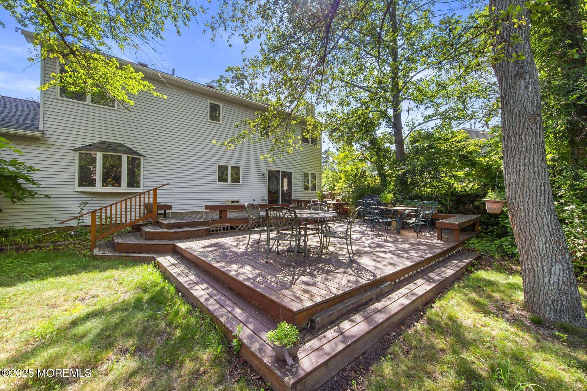 33 Shoveler Drive