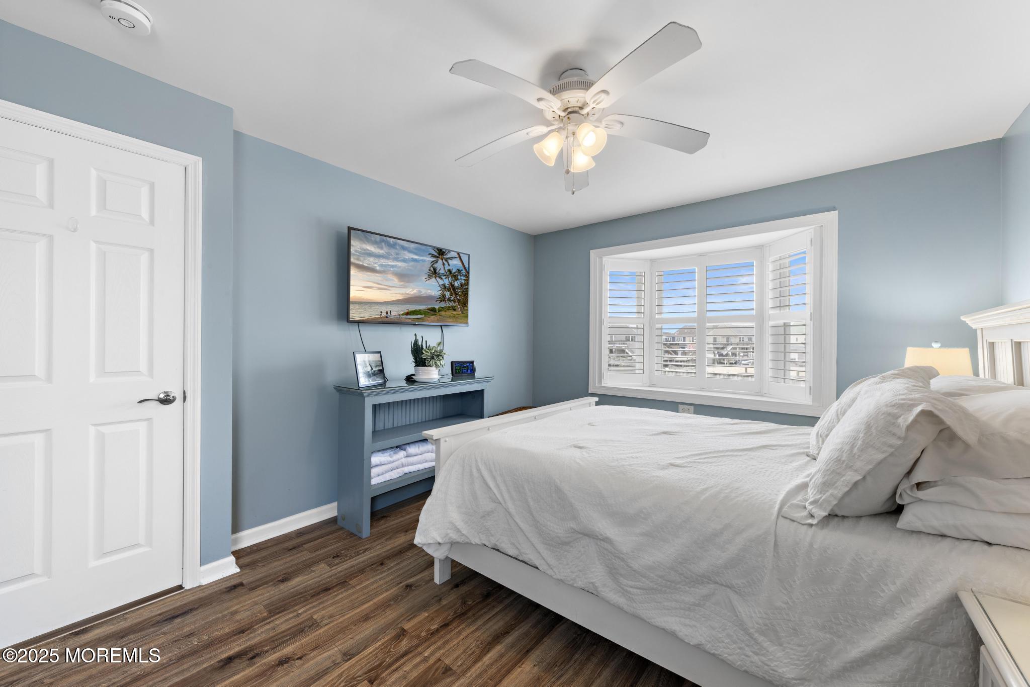 975 Beach Haven West Boulevard