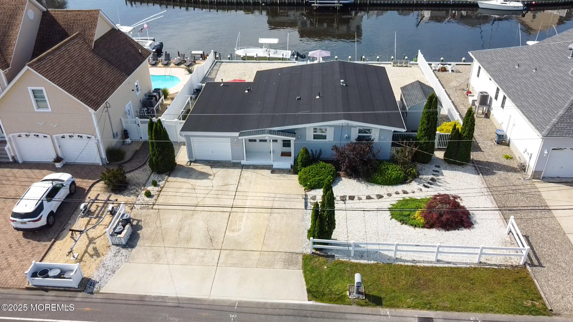 1003 Capstan Drive