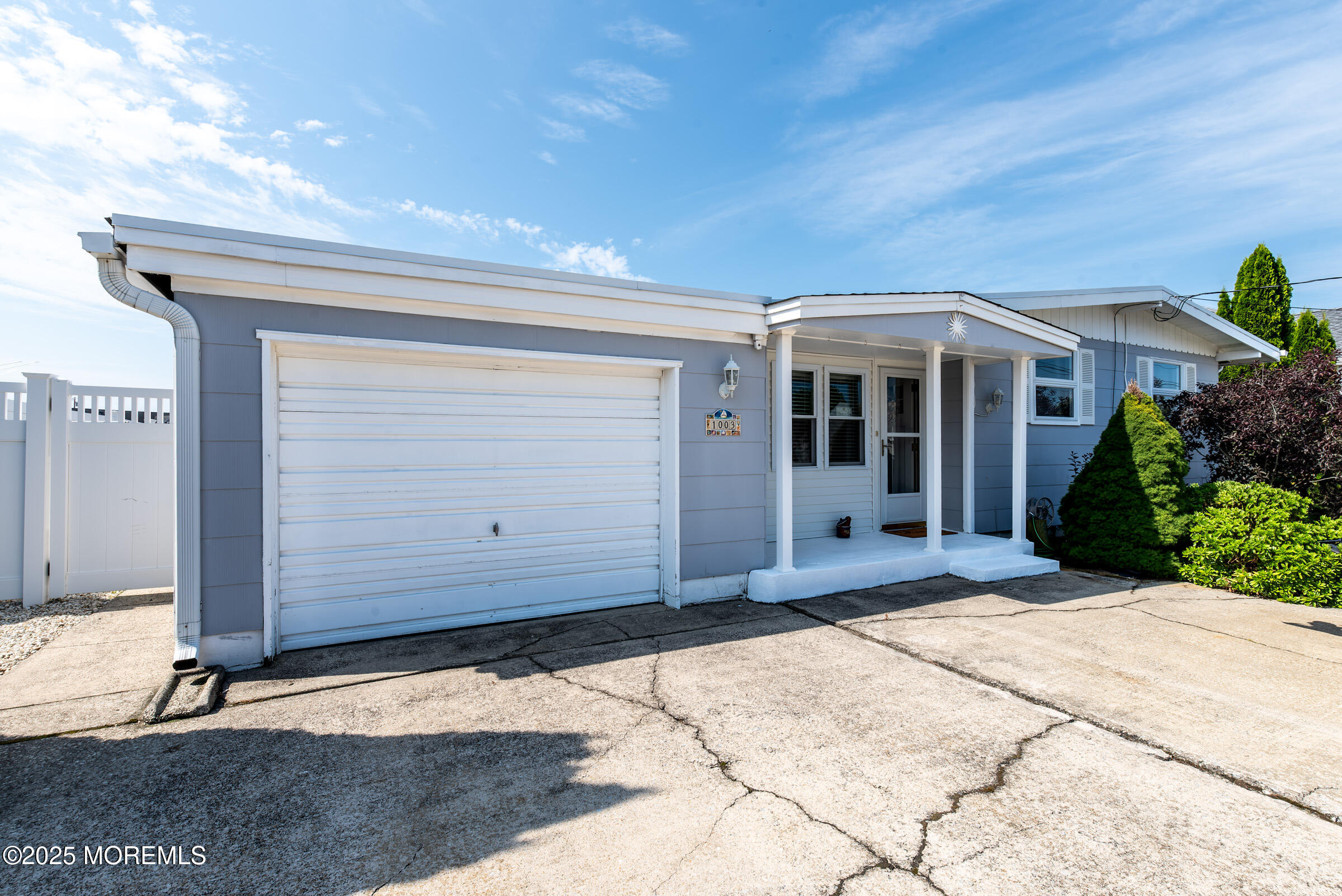 1003 Capstan Drive