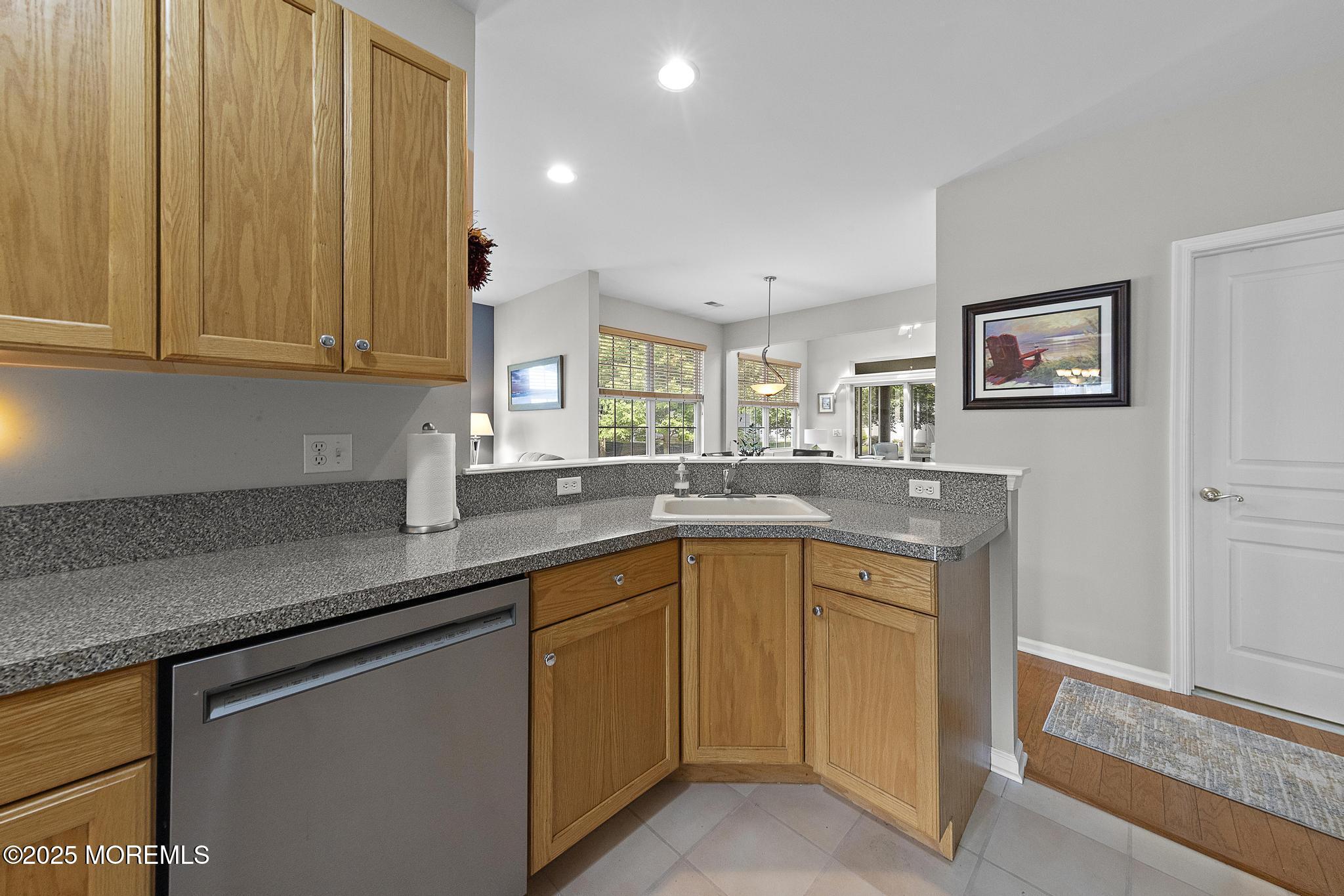 34 Sunrise Bay Boulevard