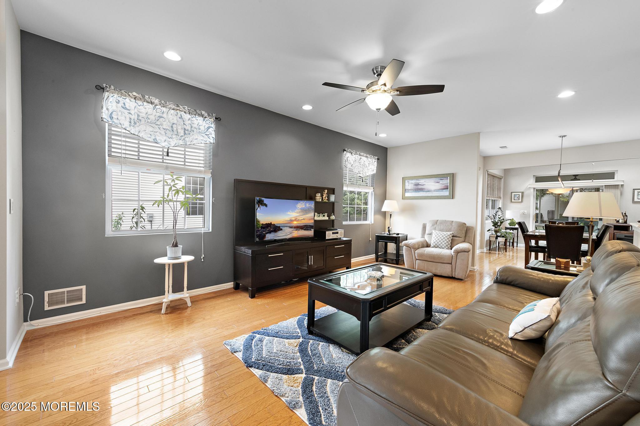 34 Sunrise Bay Boulevard