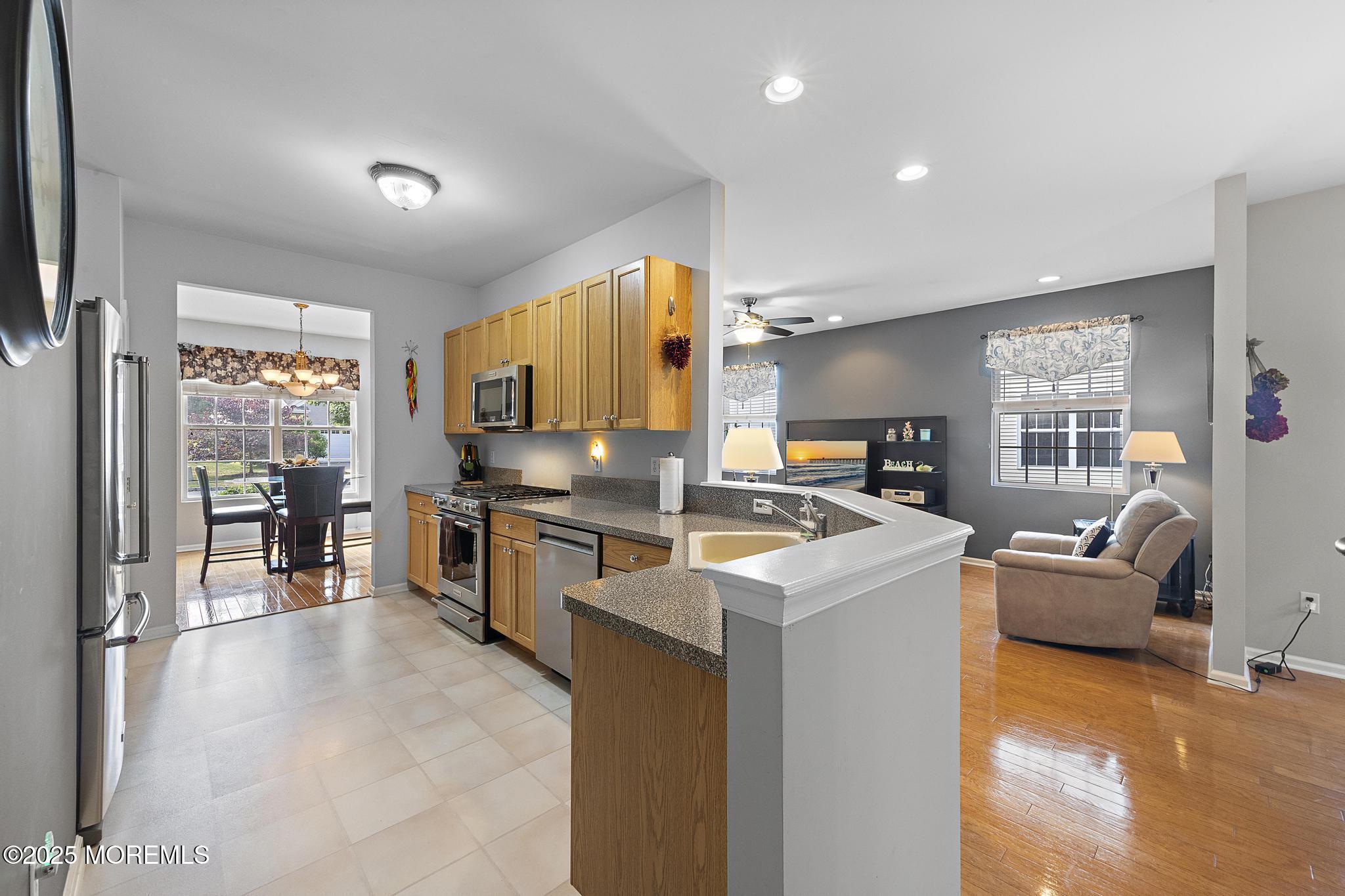 34 Sunrise Bay Boulevard